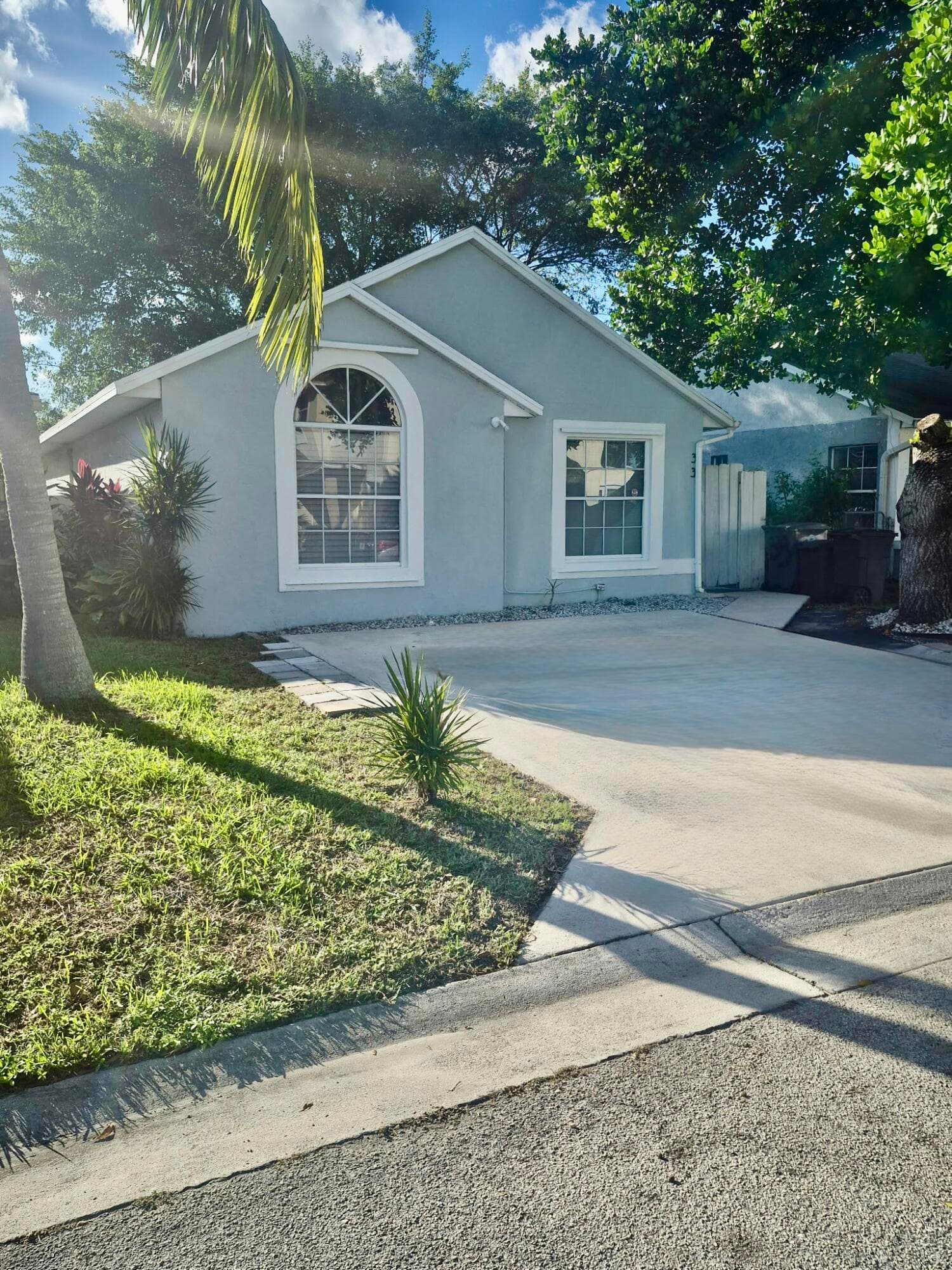 33 Plumage Lane, West Palm Beach, FL 33415 — photo 1 of 2