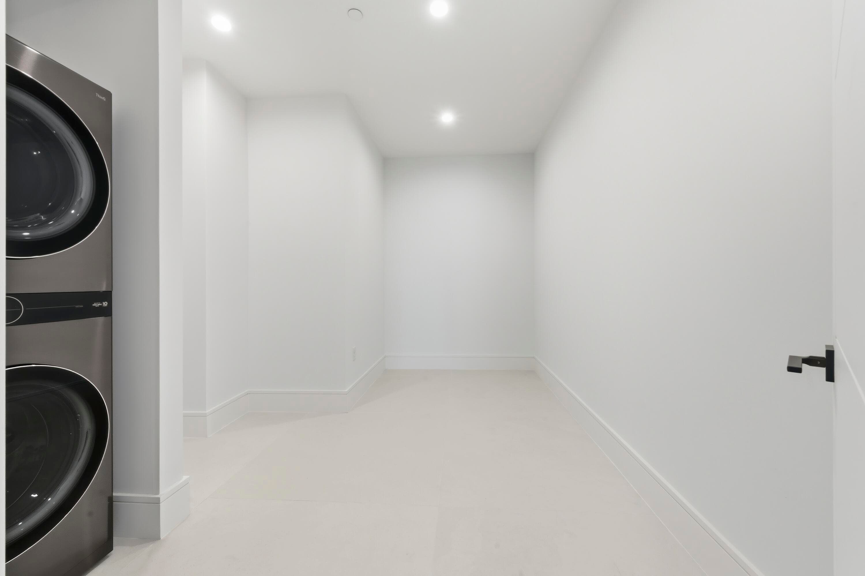 2323 Lake Drive 201, Singer Island, FL 33404 — photo 24 of 60