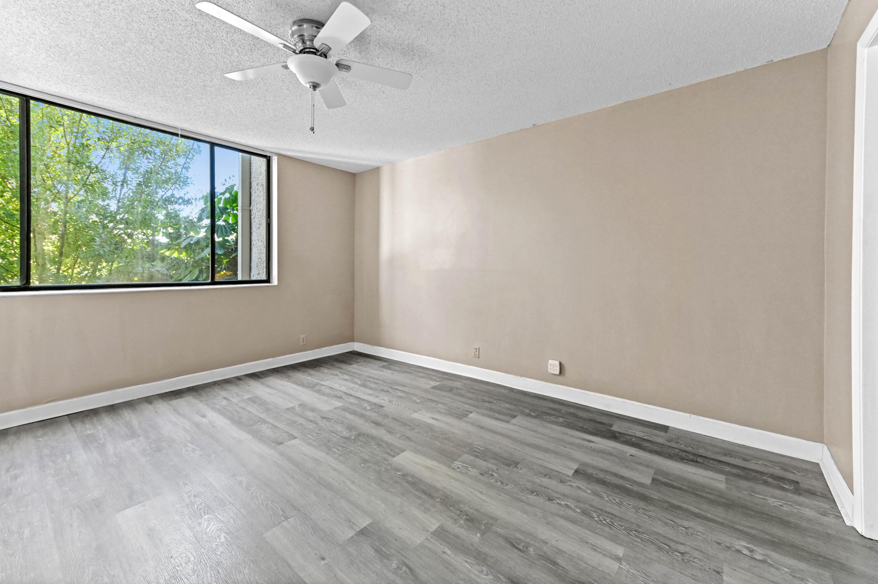 4080 Tivoli Court 202, Lake Worth, FL 33467 — photo 14 of 27