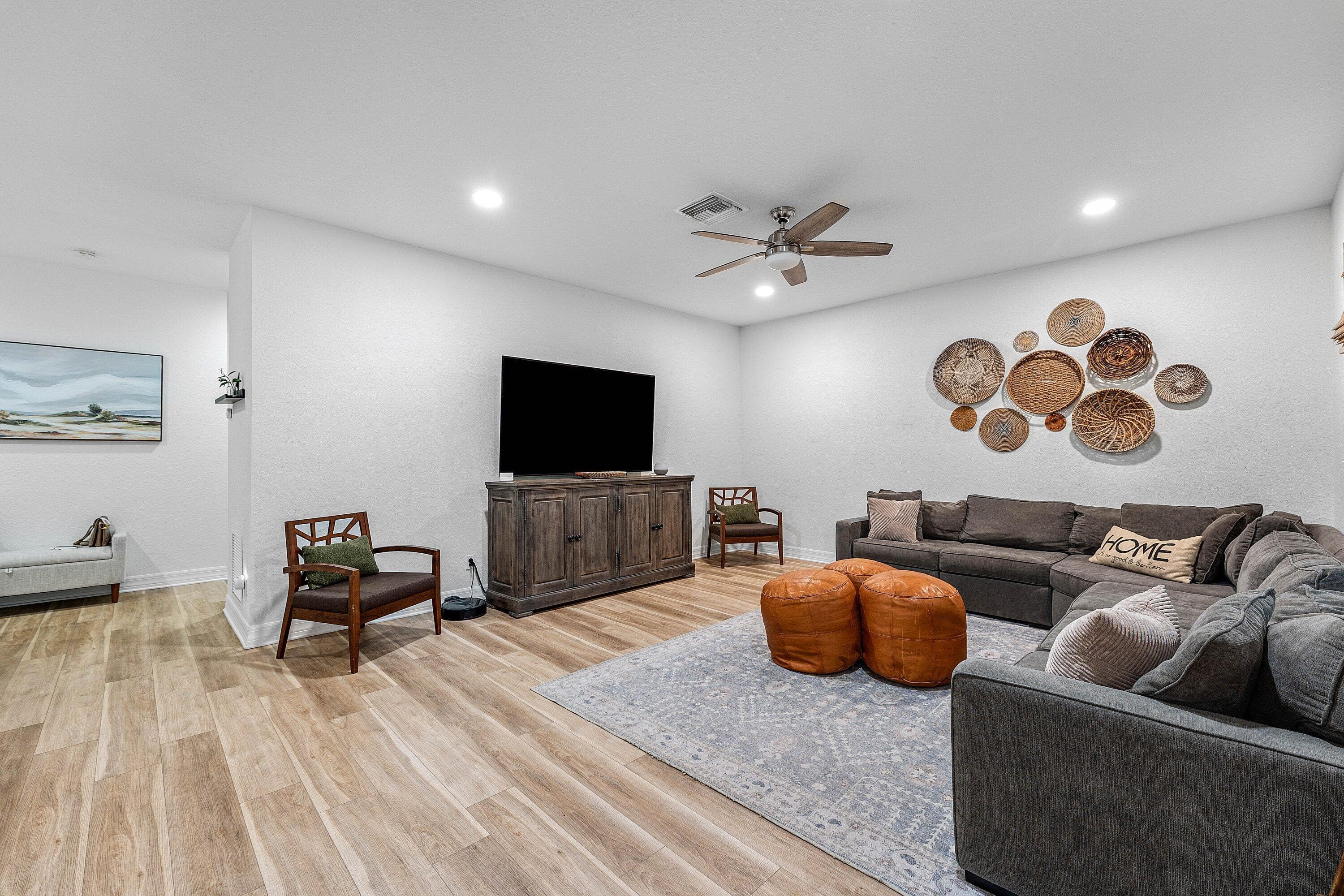1056 Community Drive, Jupiter, FL 33458 — photo 11 of 50