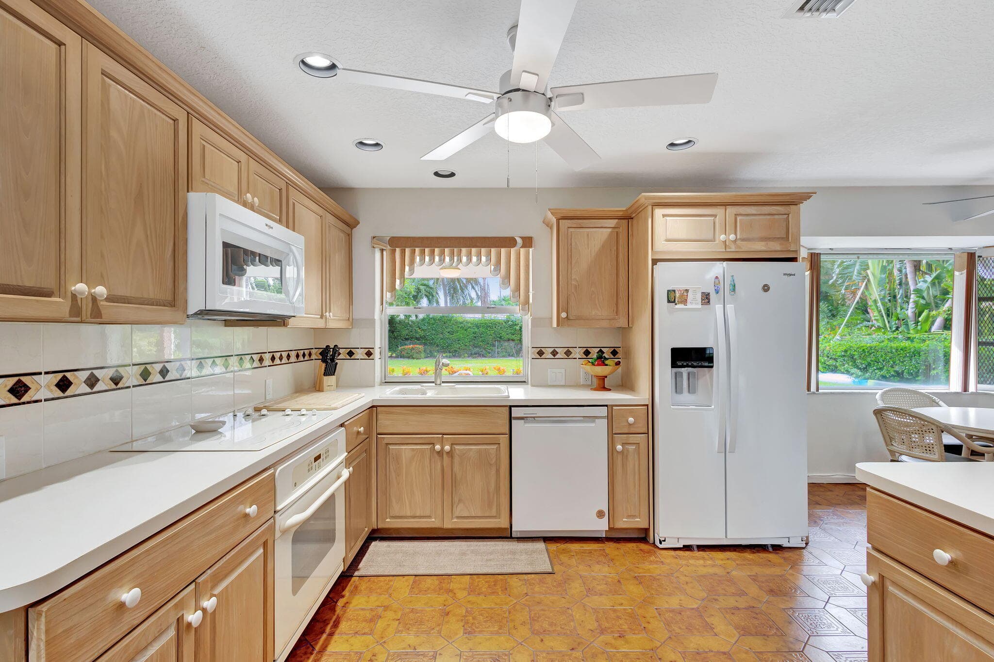 1141 Pine Point Road, West Palm Beach, FL 33404 — photo 9 of 42