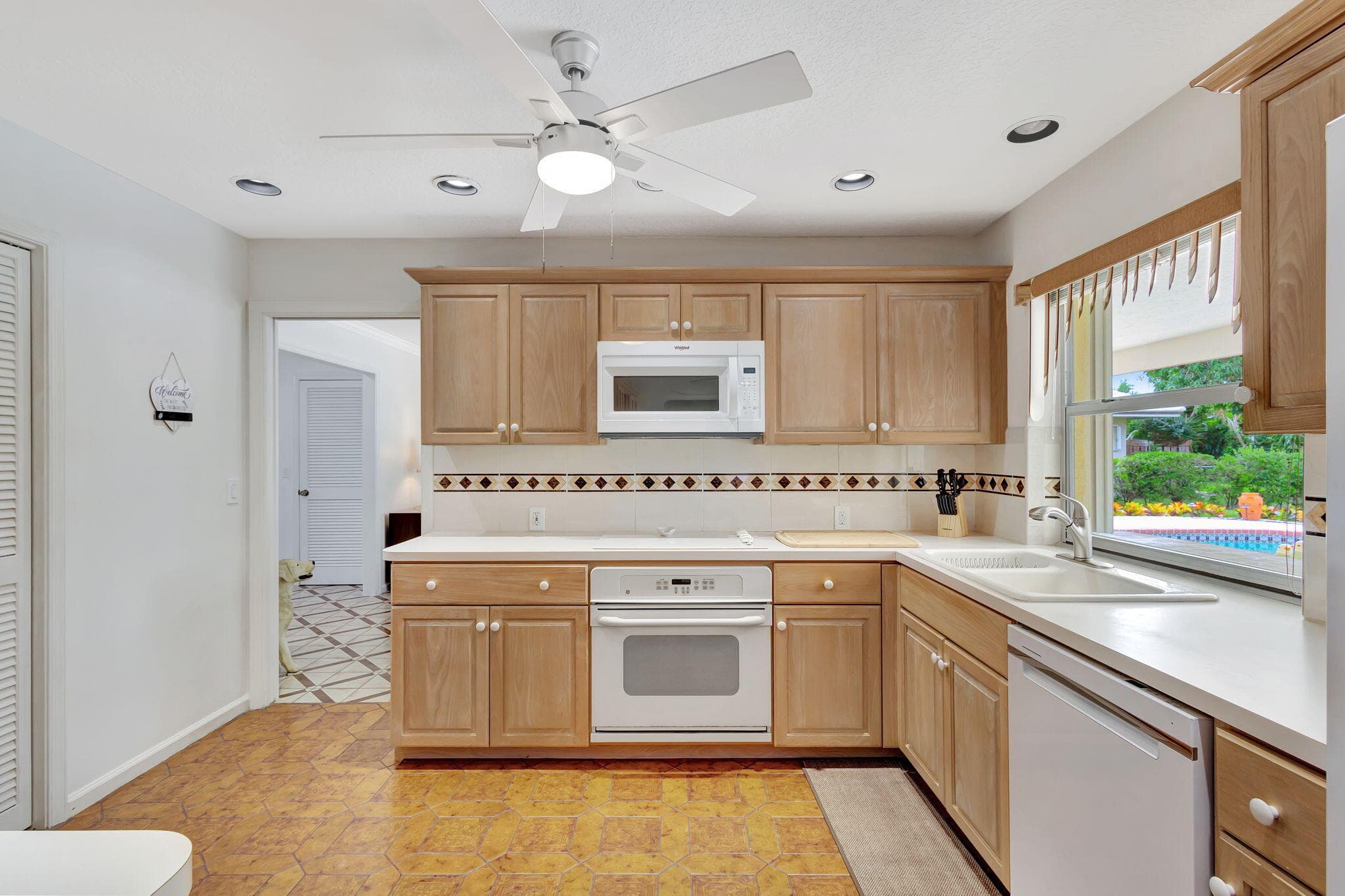 1141 Pine Point Road, West Palm Beach, FL 33404 — photo 10 of 42