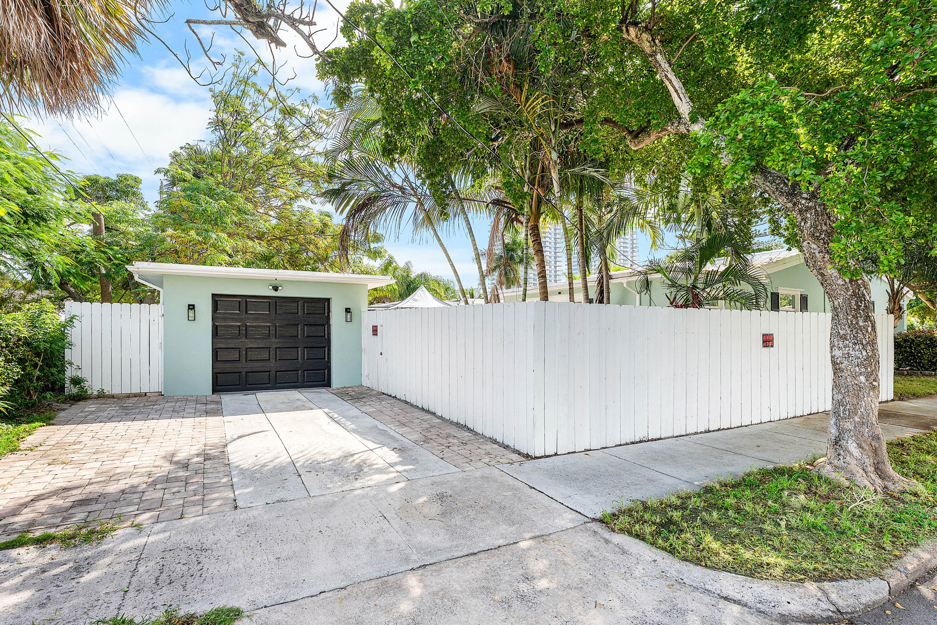 439 45th Street, West Palm Beach, FL 33407 — photo 18 of 32