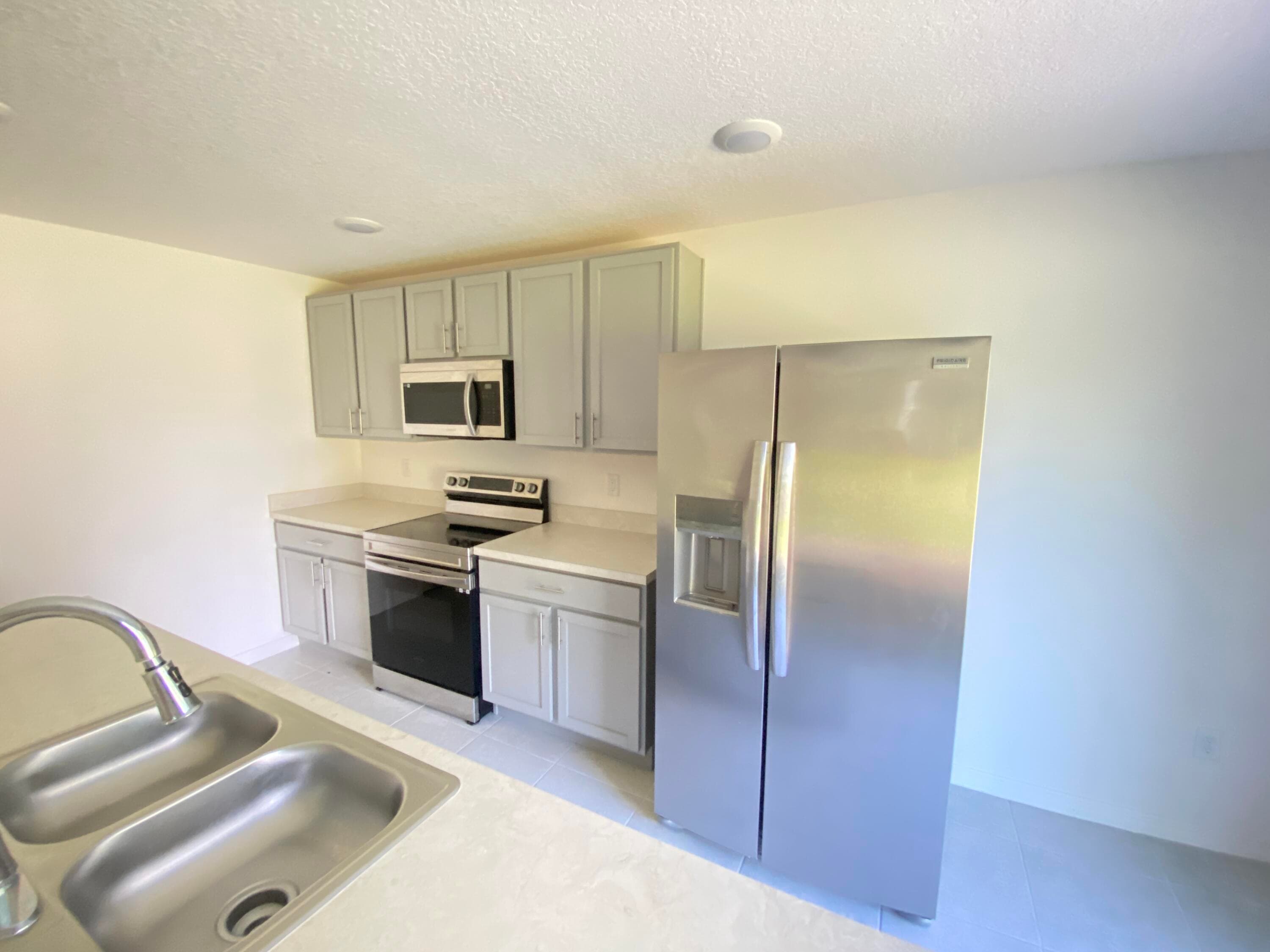 7006 Salerno Road, Fort Pierce, FL 34951 — photo 11 of 56
