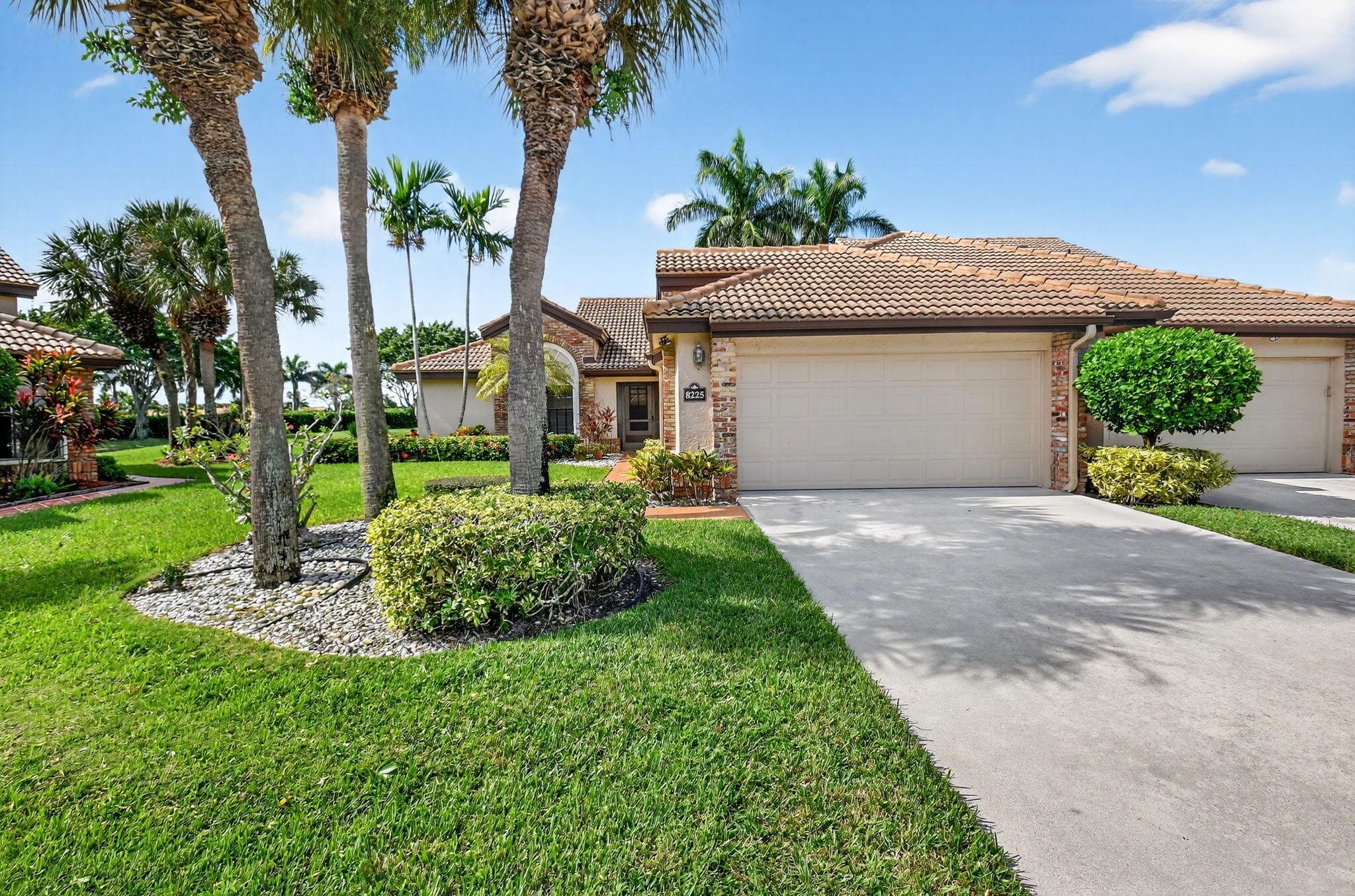 8225 Cassia Drive, Boynton Beach, FL 33472 — photo 2 of 64