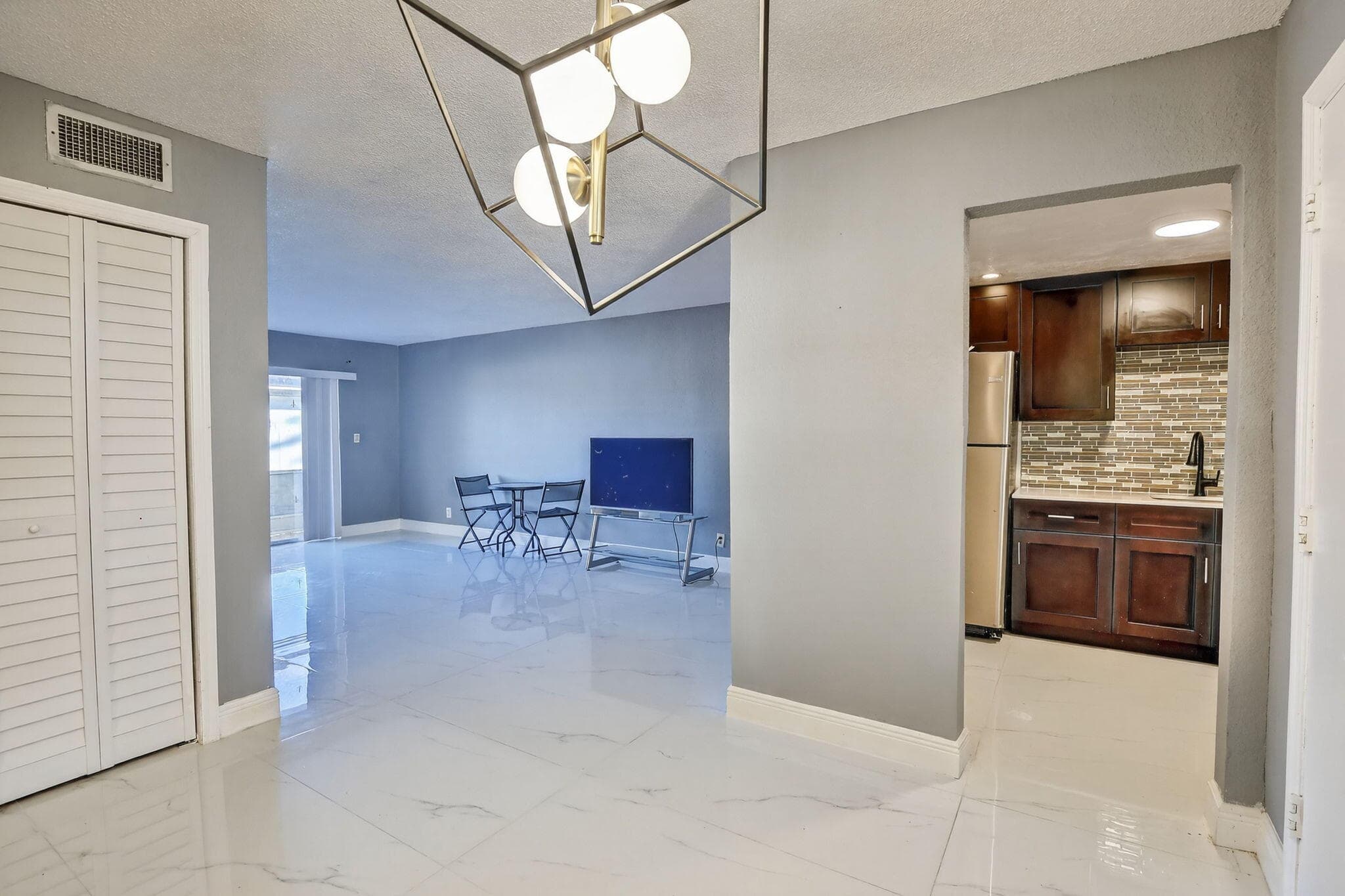 4770 NW 10th Court 104, Plantation, FL 33313 — photo 9 of 23