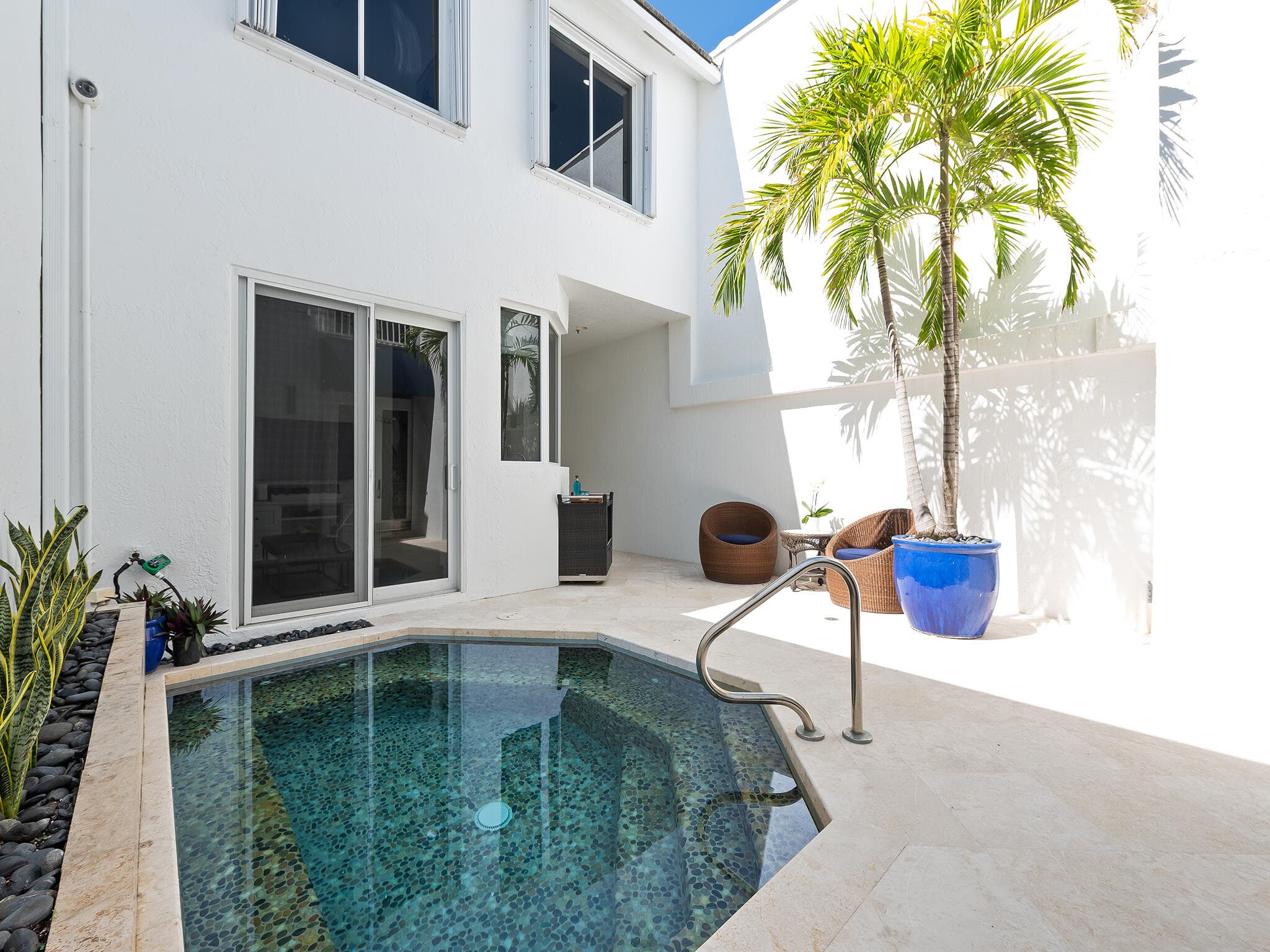 2115 S Ocean Boulevard 10, Delray Beach, FL 33483 — photo 19 of 57