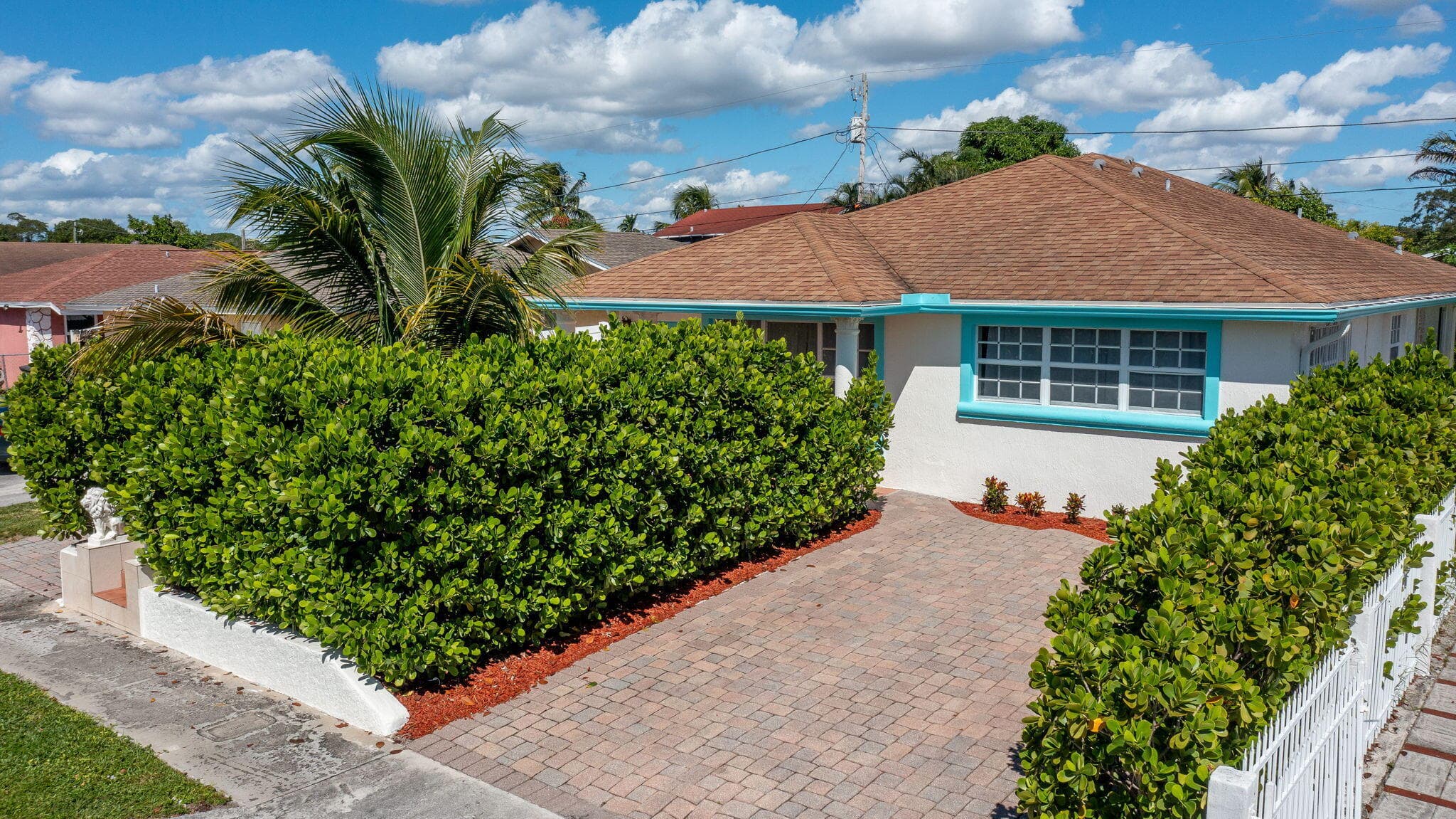 951 Green Street, West Palm Beach, FL 33405 — photo 6 of 45