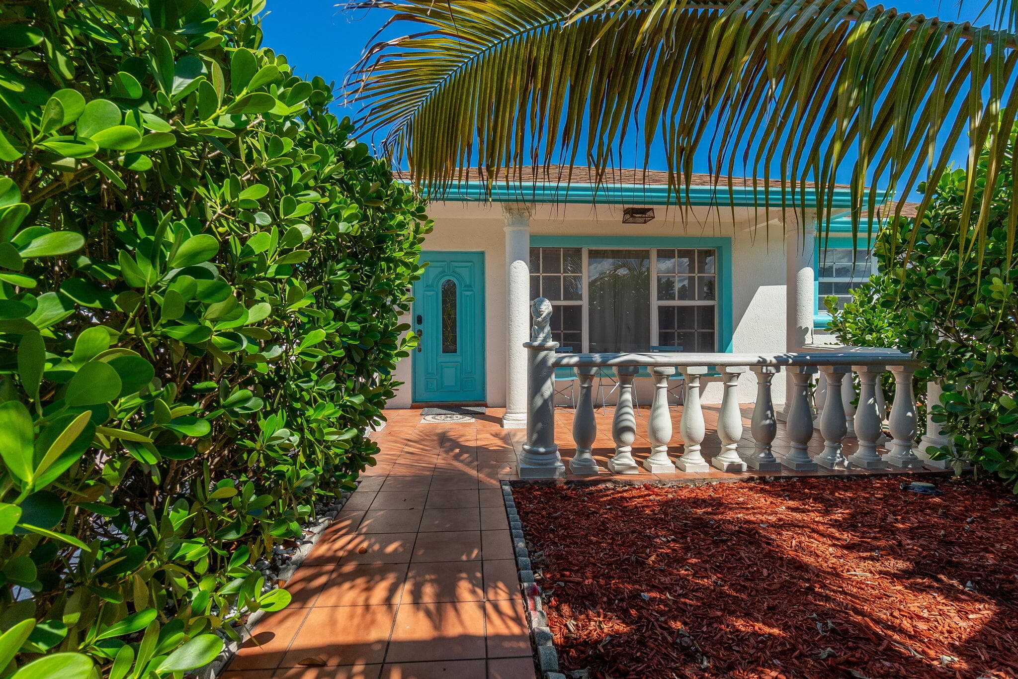 951 Green Street, West Palm Beach, FL 33405 — photo 8 of 45