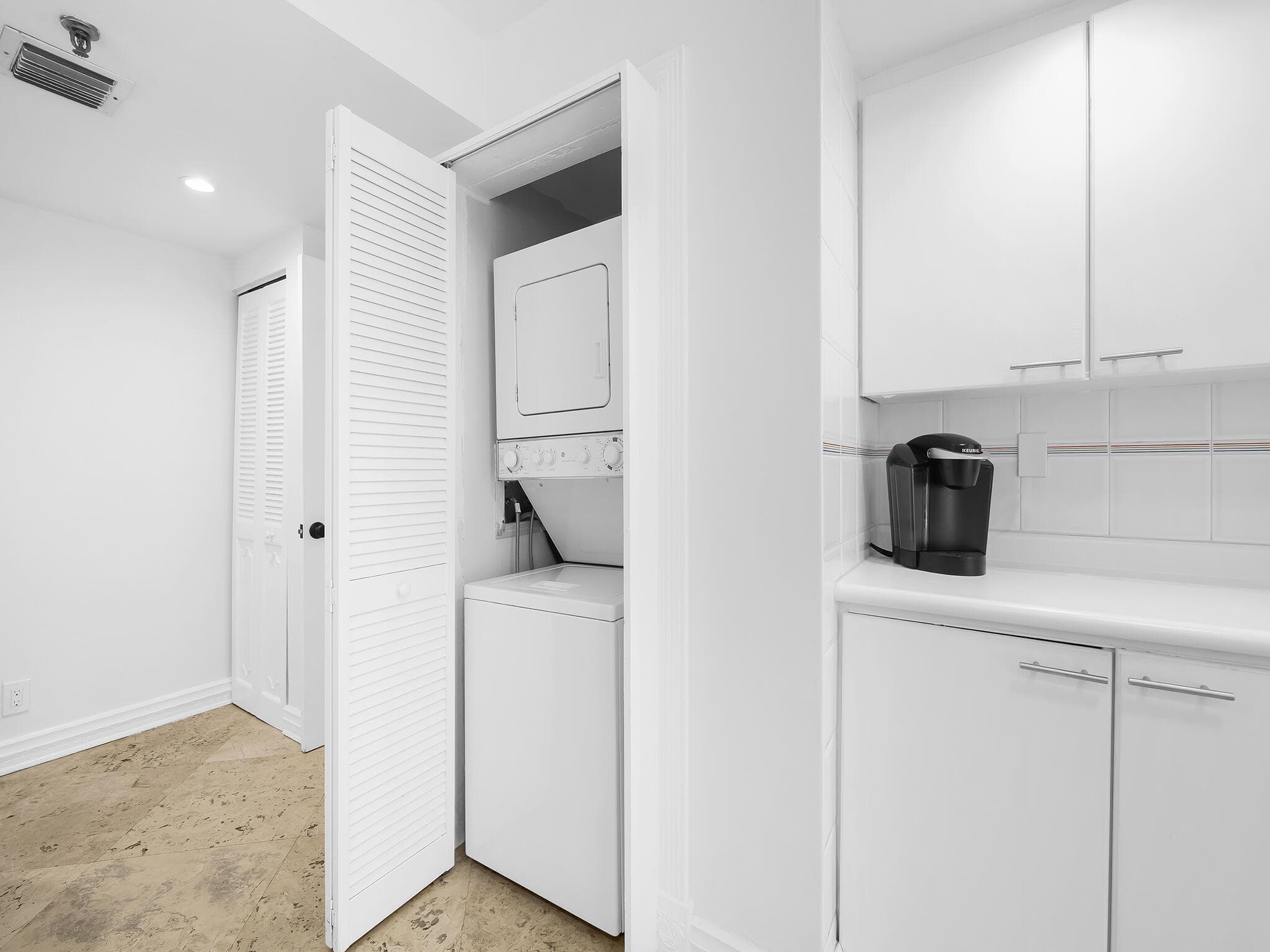 2917 S Ocean Boulevard 304, Highland Beach, FL 33487 — photo 24 of 40
