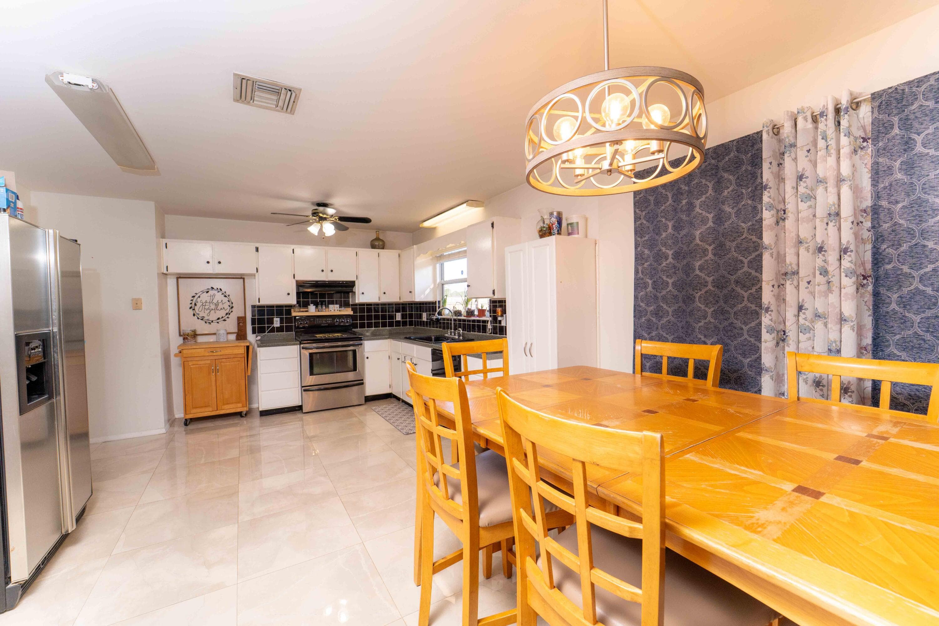 382 SE Evans Avenue, Port St. Lucie, FL 34984 — photo 5 of 23