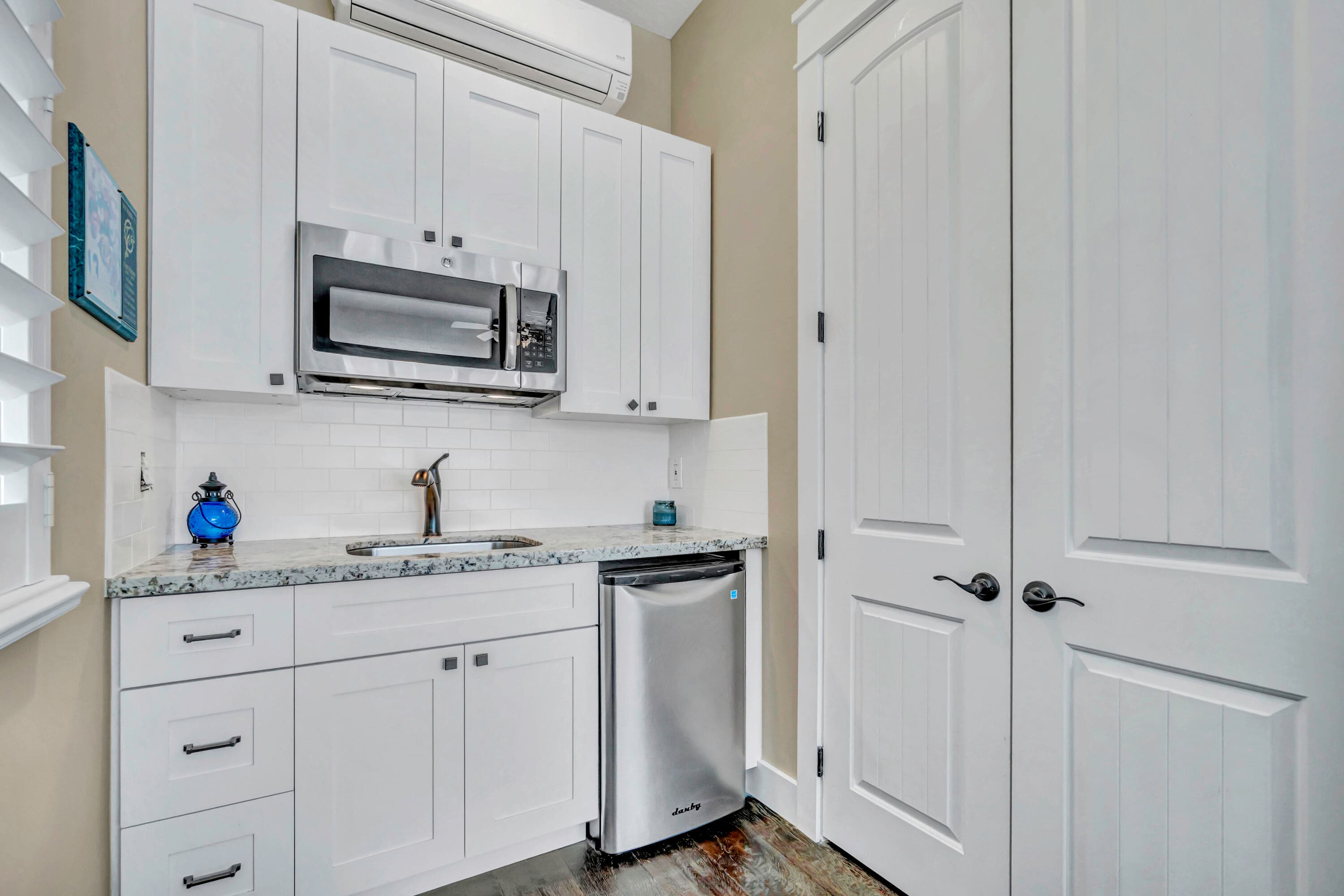 1209 Breakers West Boulevard, West Palm Beach, FL 33411 — photo 16 of 73