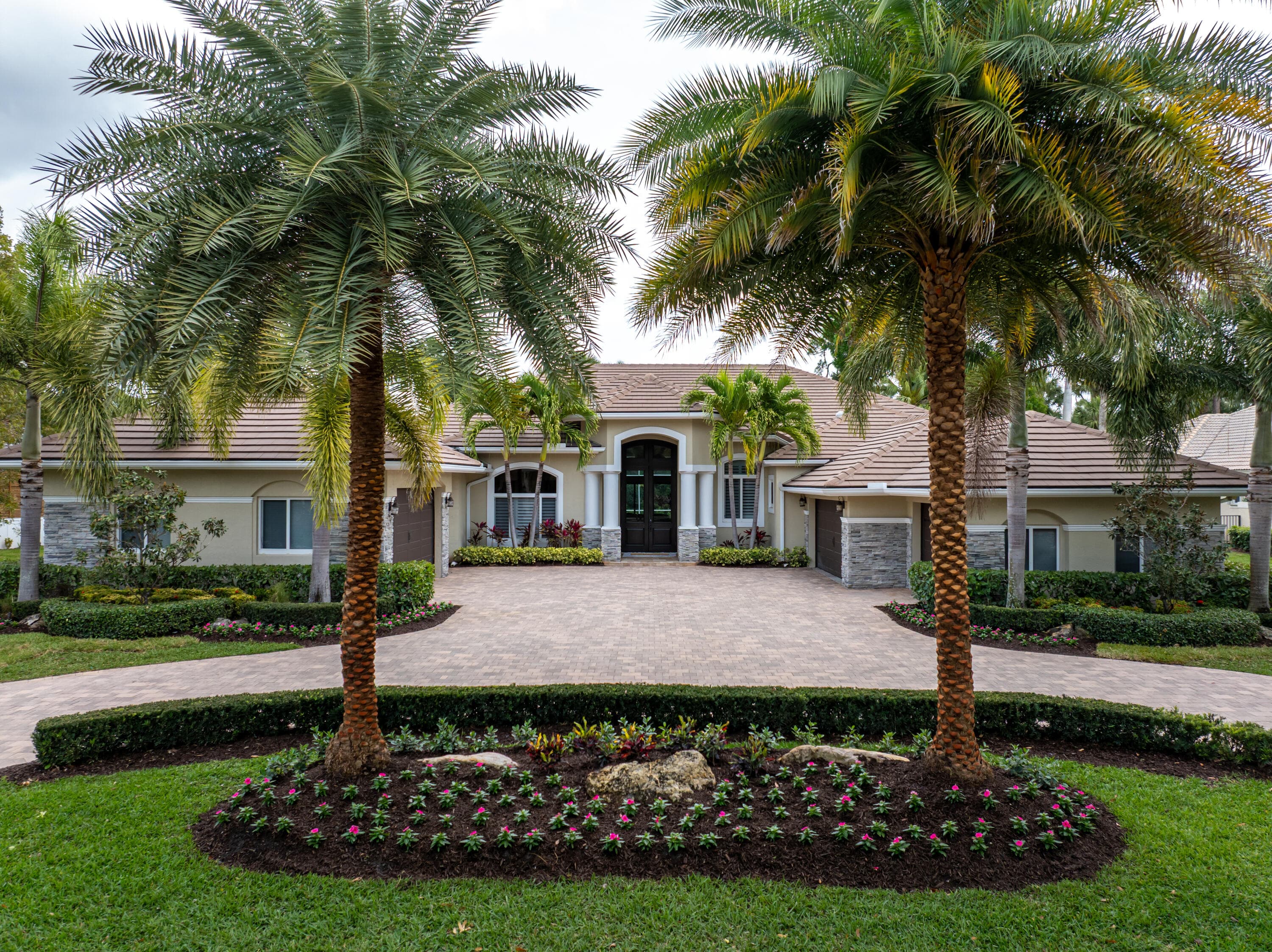 1209 Breakers West Boulevard, West Palm Beach, FL 33411 — photo 2 of 73