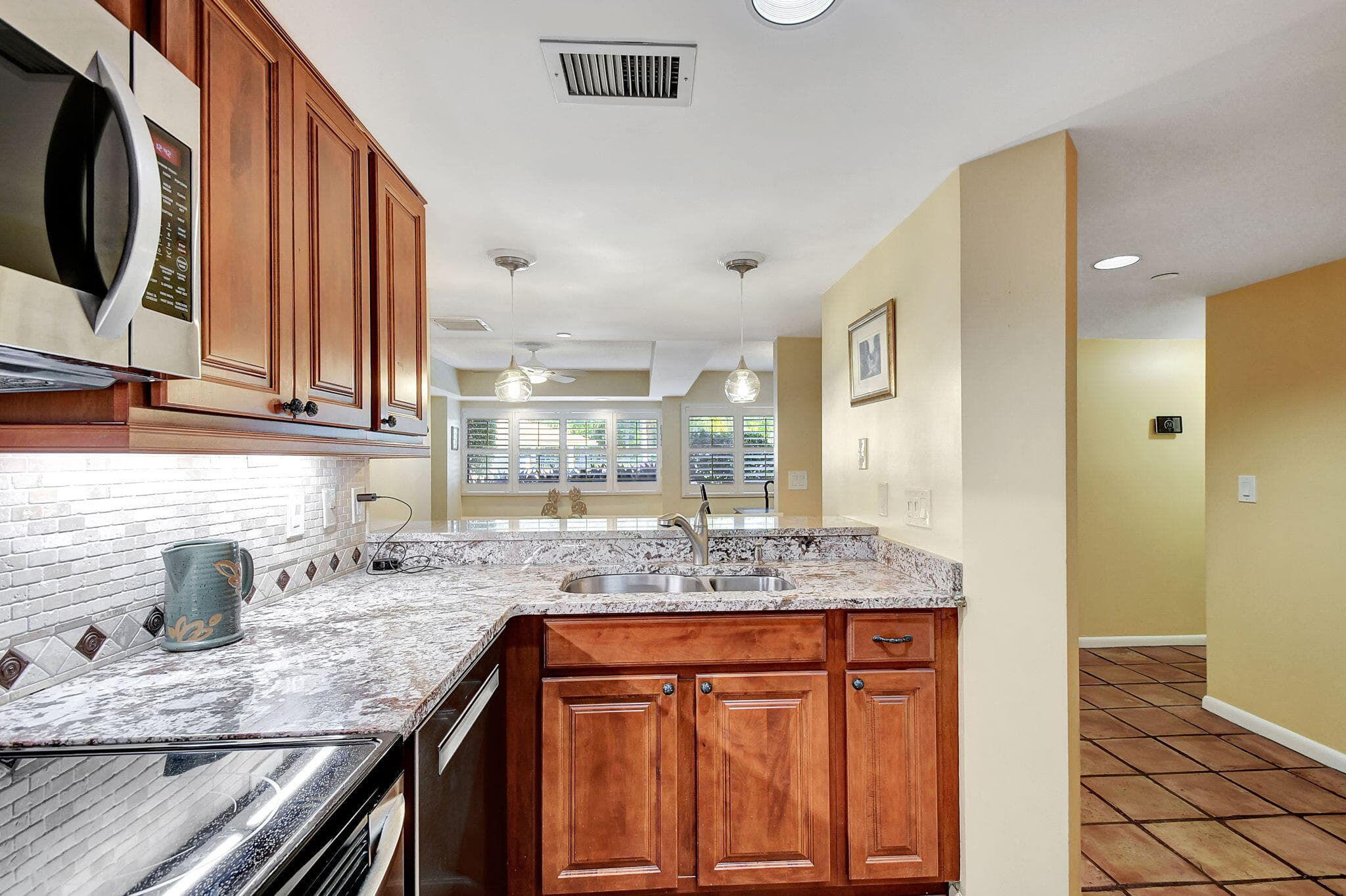 318 Oak Harbour Drive 318, Juno Beach, FL 33408 — photo 7 of 53