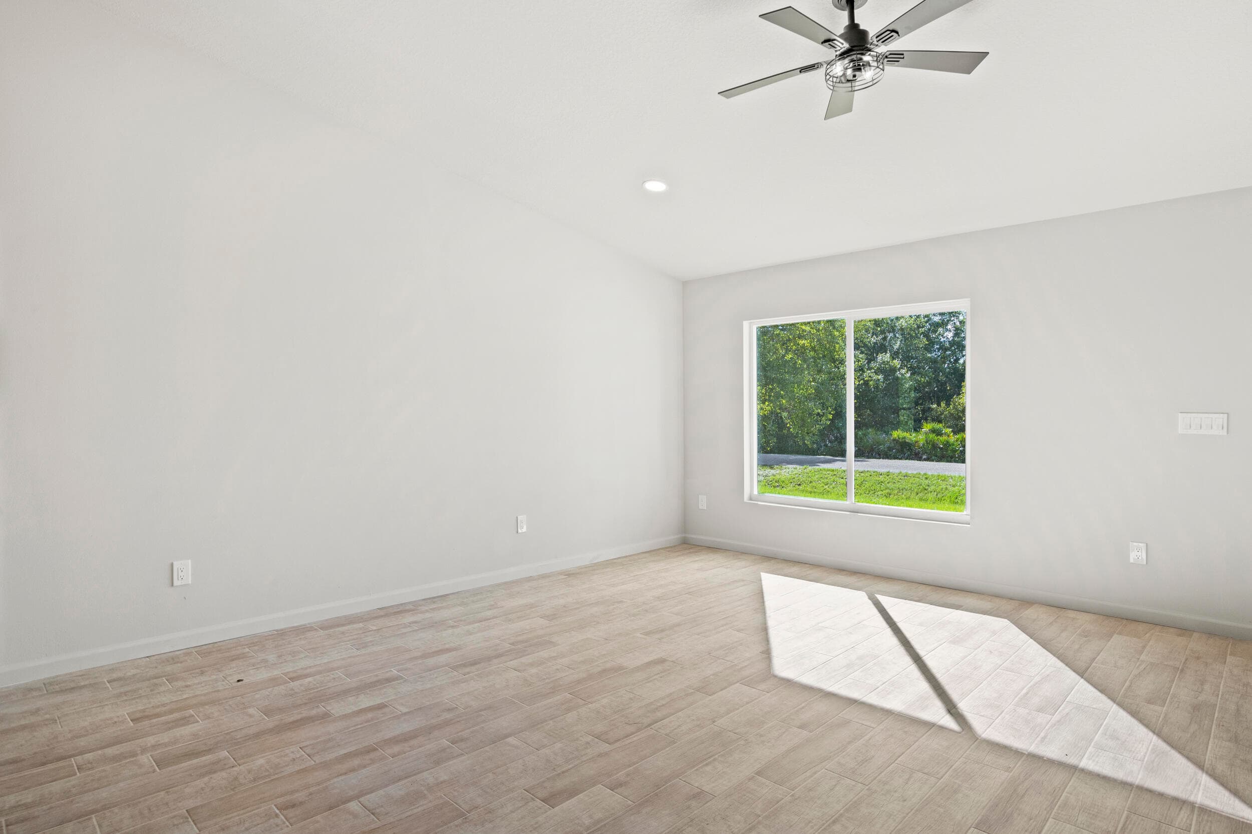 3848 NW 19th Avenue, Okeechobee, FL 34972 — photo 8 of 52