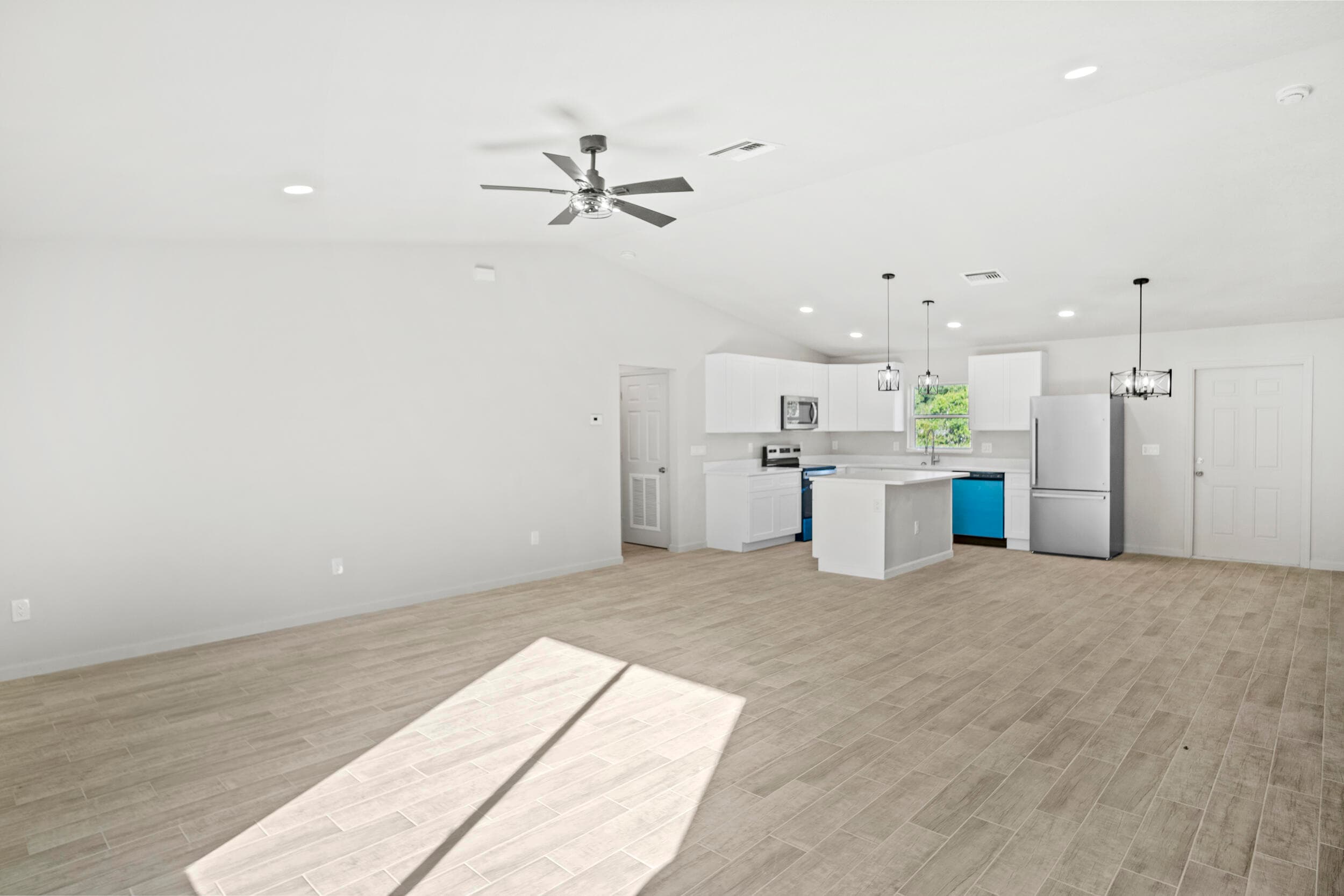 3848 NW 19th Avenue, Okeechobee, FL 34972 — photo 12 of 52