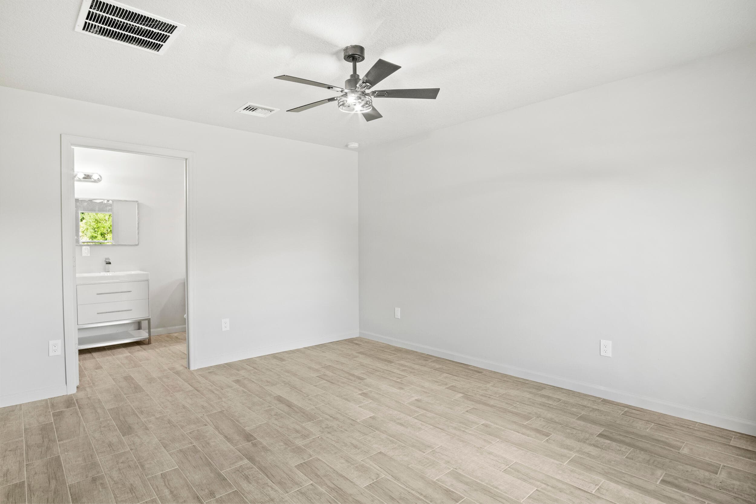 3848 NW 19th Avenue, Okeechobee, FL 34972 — photo 23 of 52