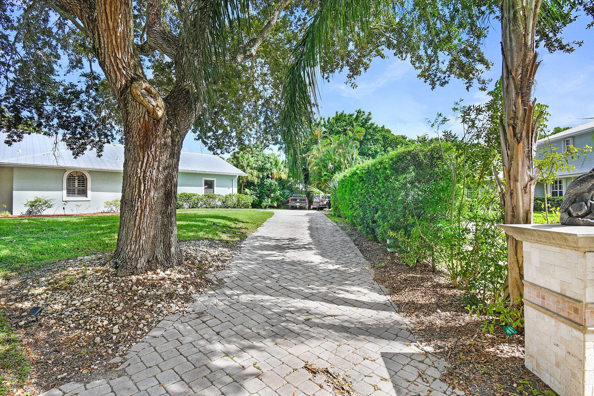1225 SW Magnolia Bluff Drive, Palm City, FL 34990 — photo 4 of 52