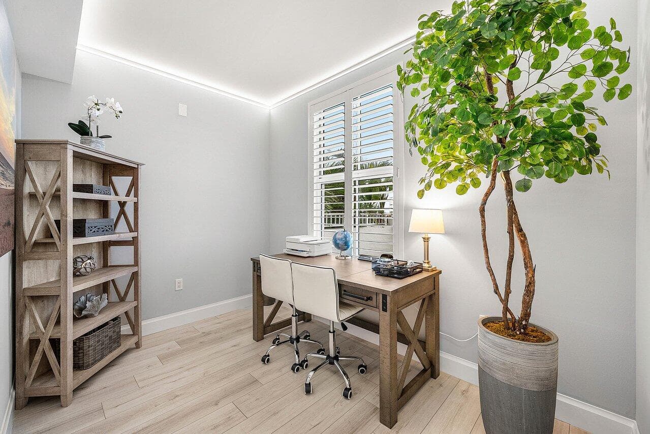 255 Evernia Street 1115, West Palm Beach, FL 33401 — photo 13 of 48