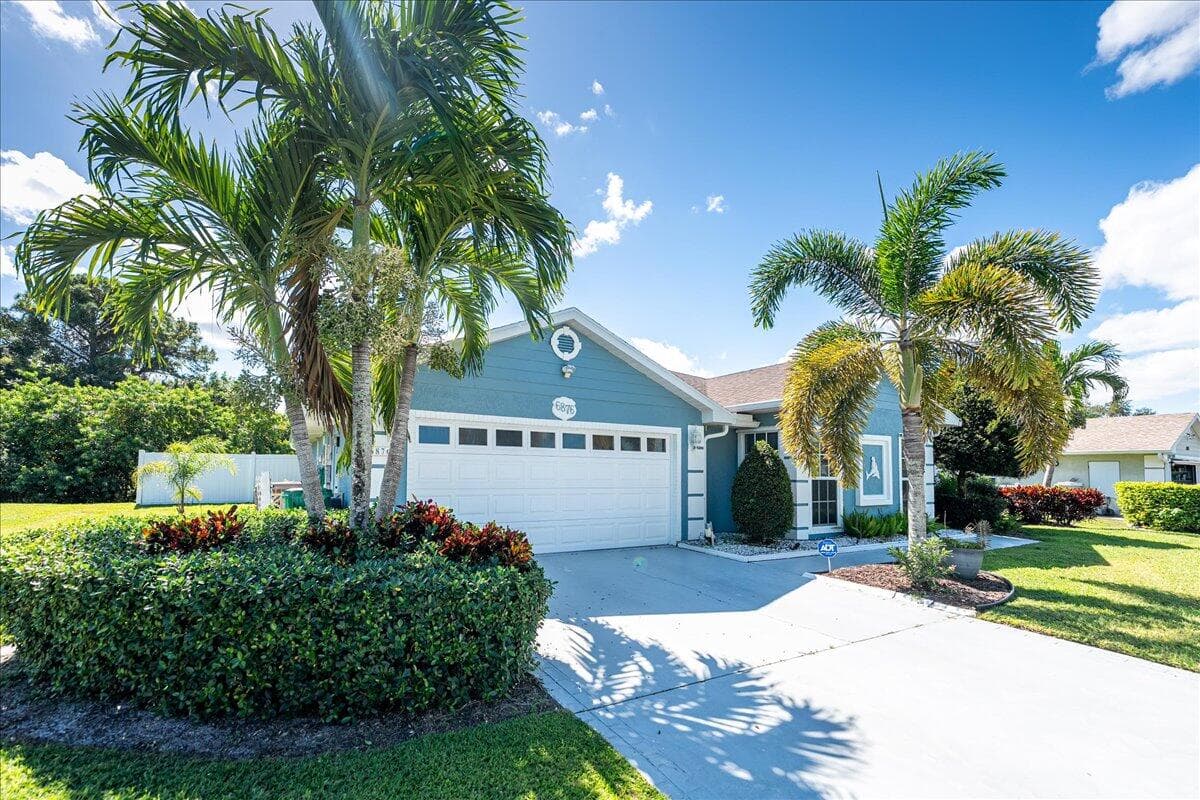 6876 Bronte Circle, Port St. Lucie, FL 34952 — photo 2 of 53