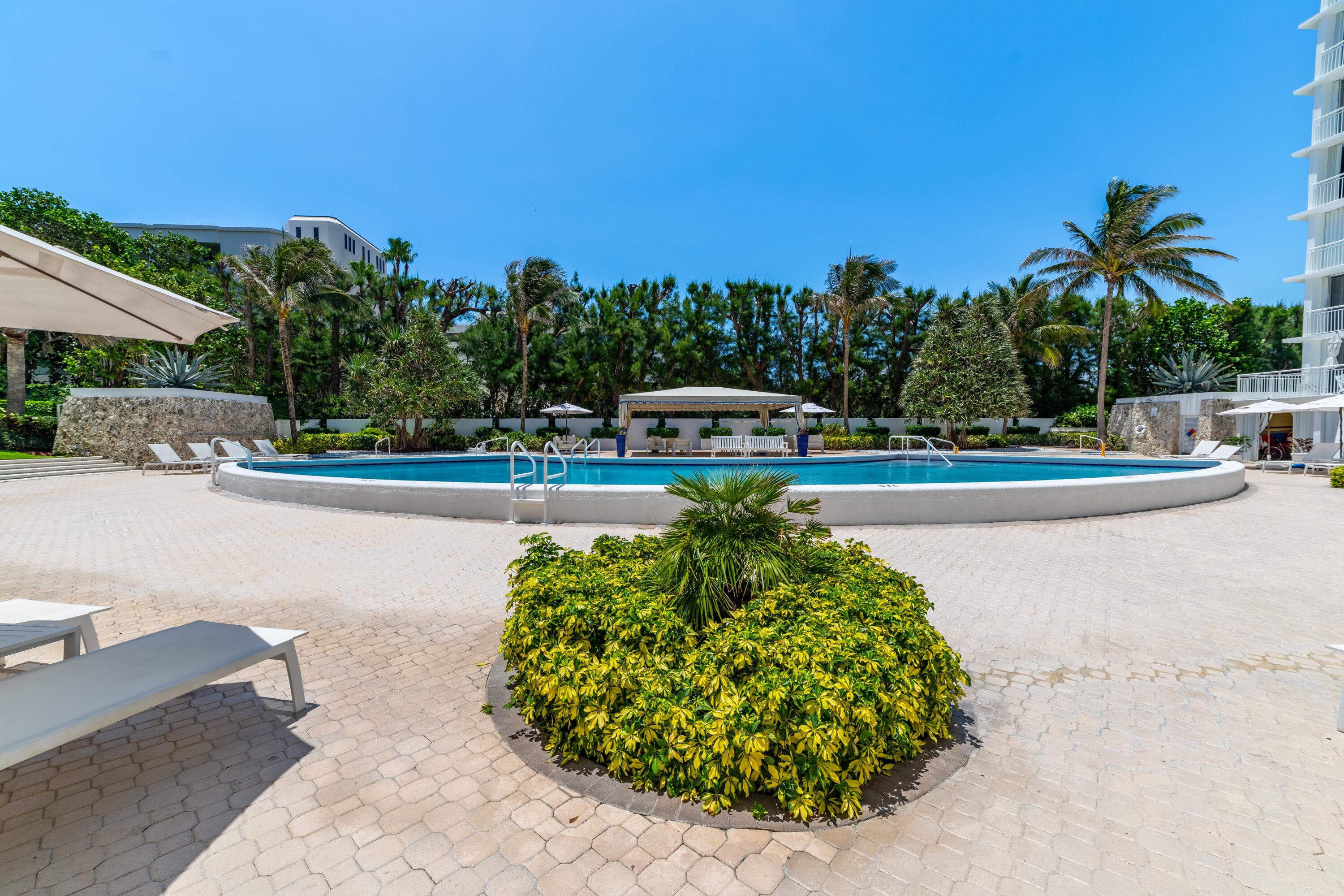 2780 S Ocean Boulevard 509, Palm Beach, FL 33480 — photo 19 of 41