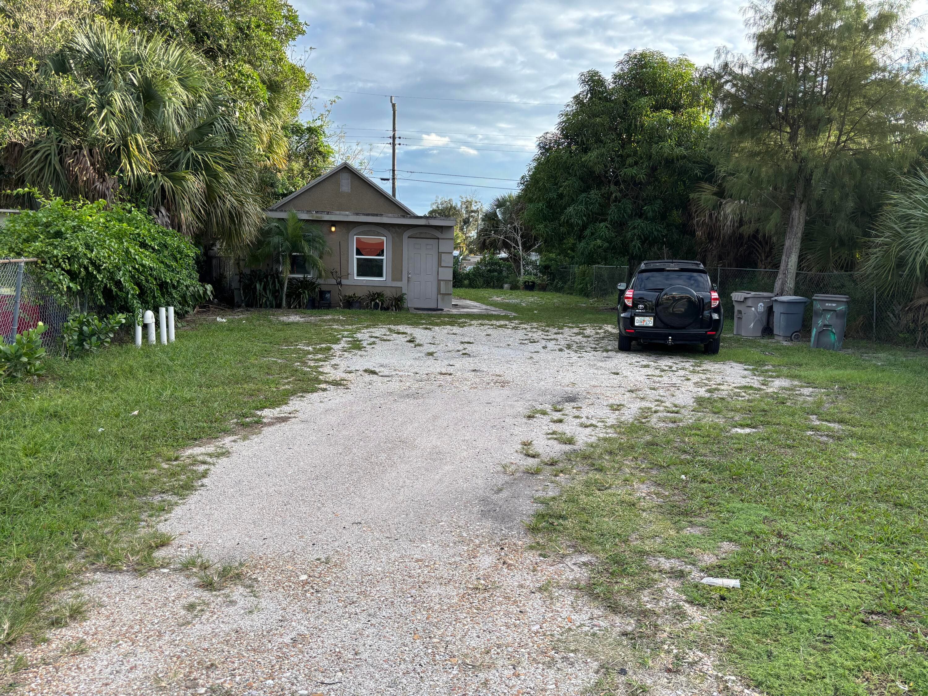 2848 Westgate Avenue, West Palm Beach, FL 33409 — photo 1 of 11