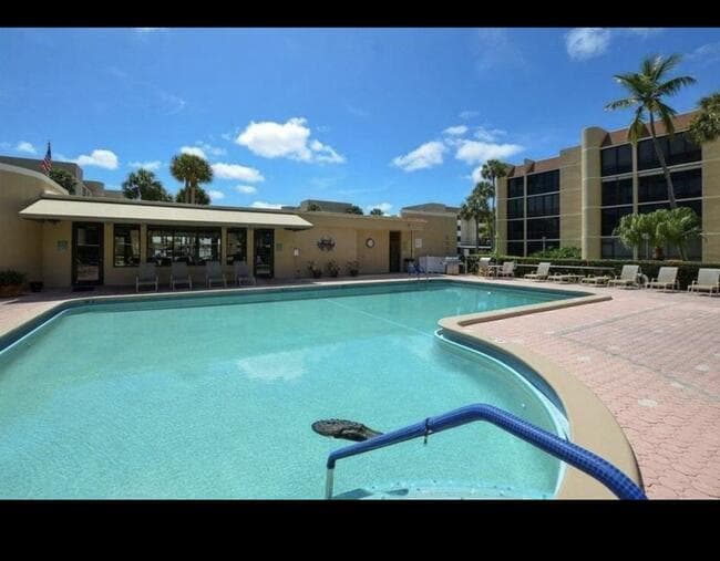 3462 NE Causeway Boulevard 204, Jensen Beach, FL 34957 — photo 4 of 19