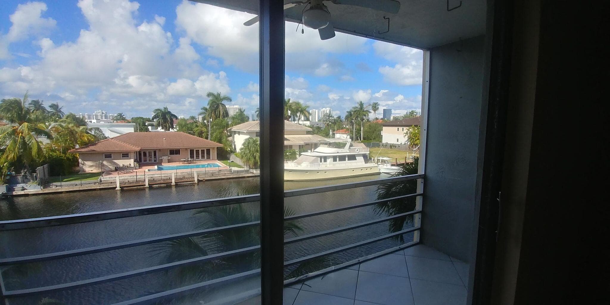 2935 NE 163rd Street 3m, North Miami Beach, FL 33160 — photo 3 of 19