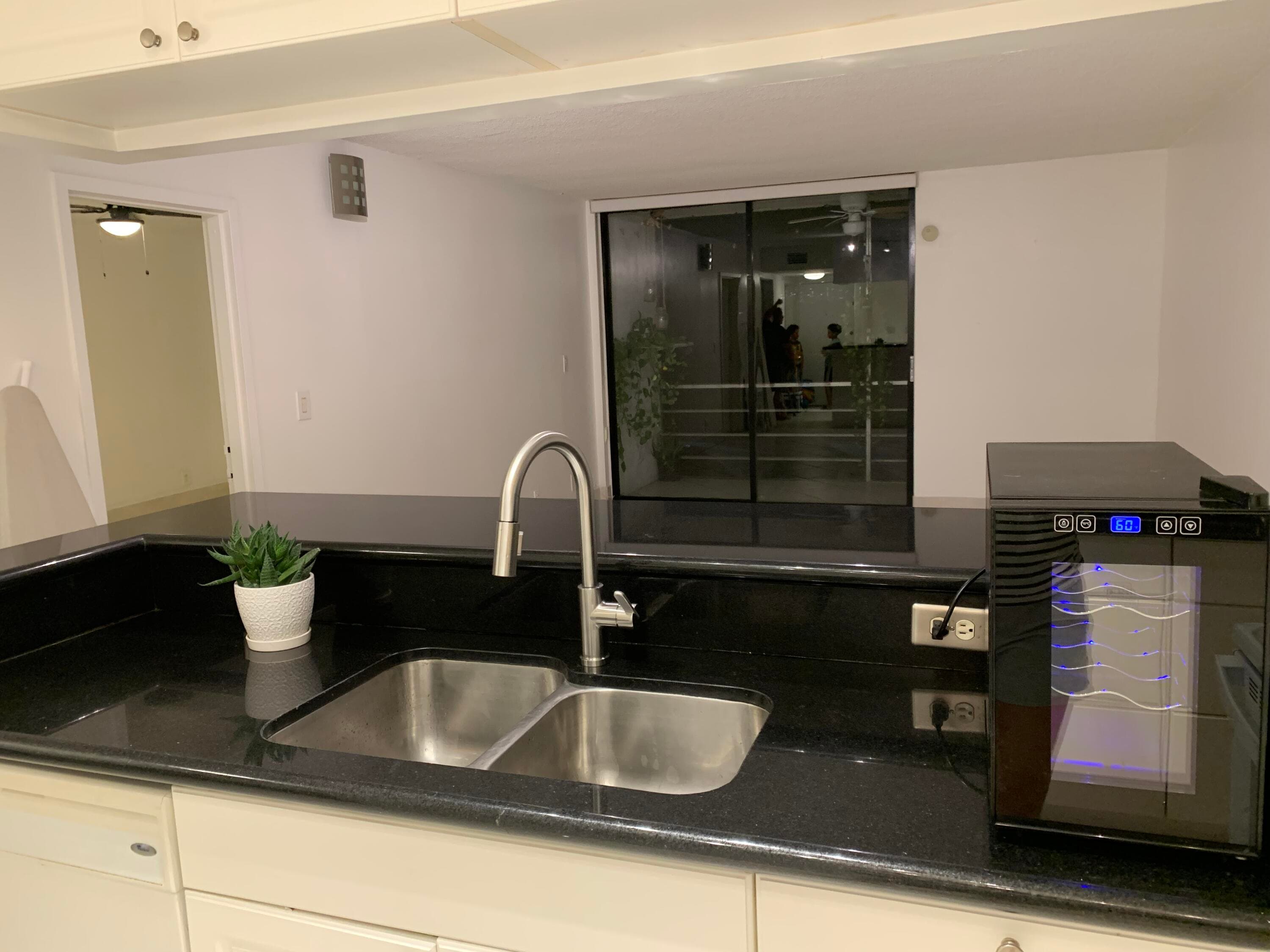 2935 NE 163rd Street 3m, North Miami Beach, FL 33160 — photo 6 of 19