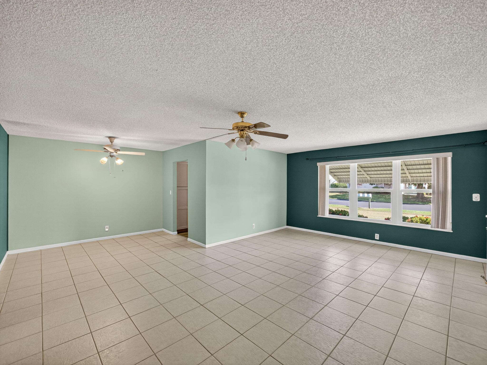 111 Lakes End Drive B, Fort Pierce, FL 34982 — photo 3 of 13