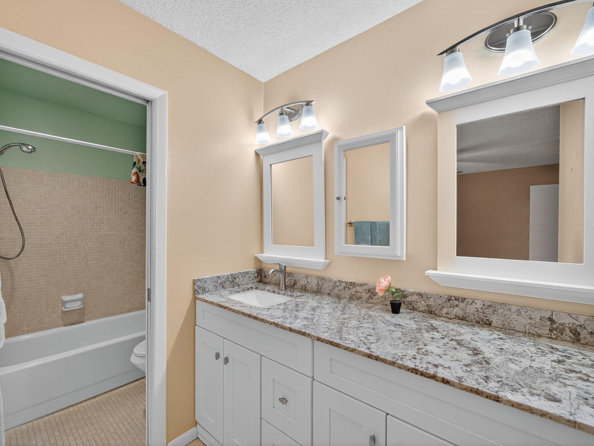 111 Lakes End Drive B, Fort Pierce, FL 34982 — photo 8 of 13
