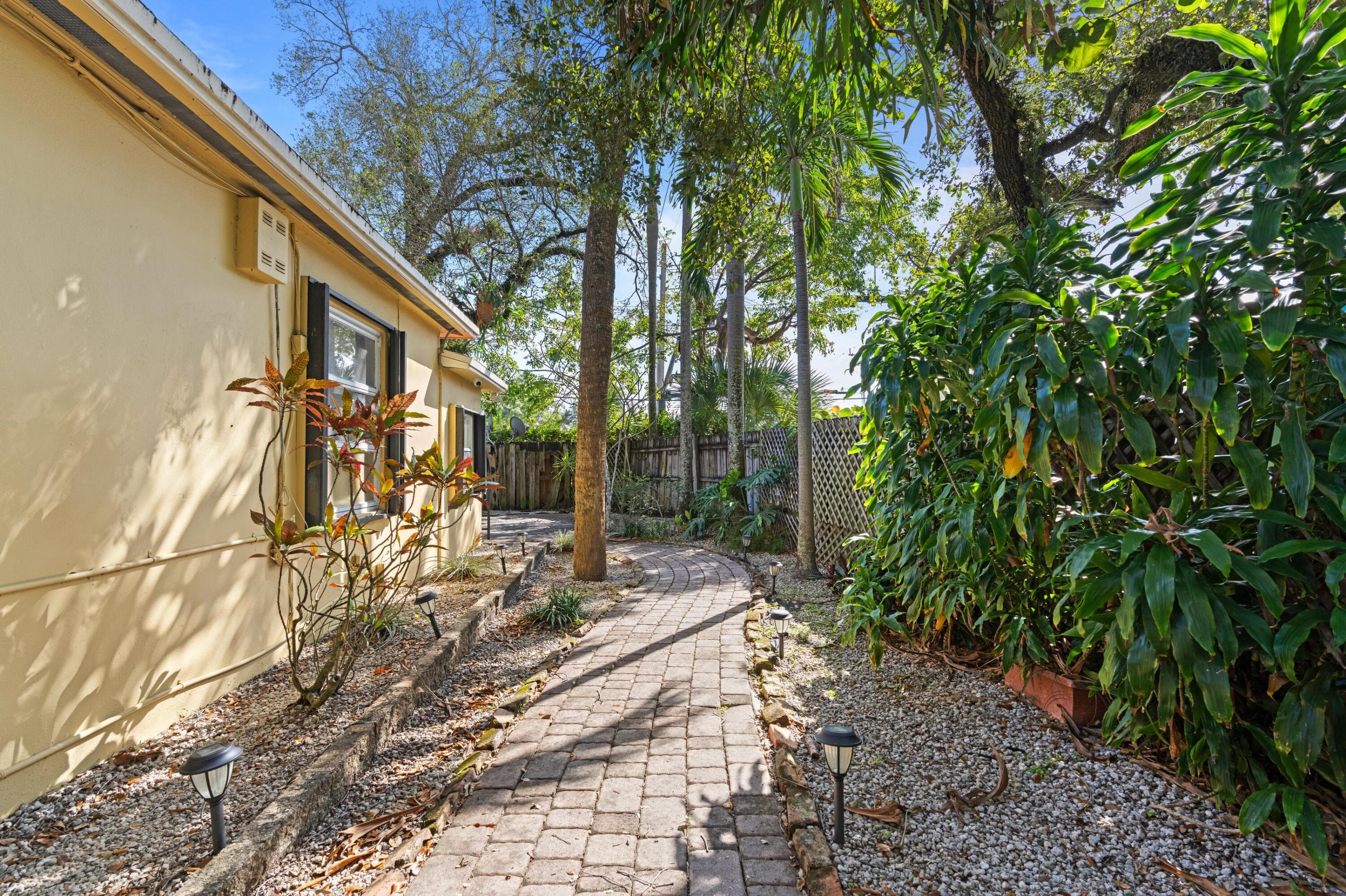1140 SW 9th Avenue, Fort Lauderdale, FL 33315 — photo 18 of 18