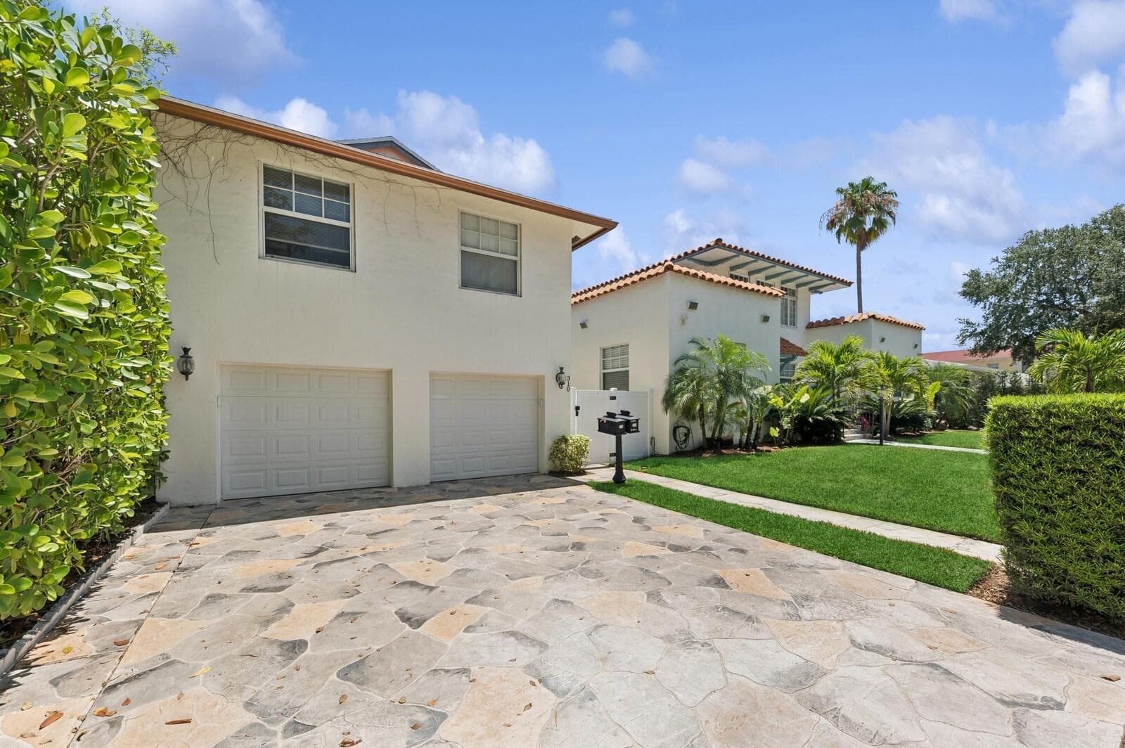 310 Almeria Road, West Palm Beach, FL 33405 — photo 3 of 69