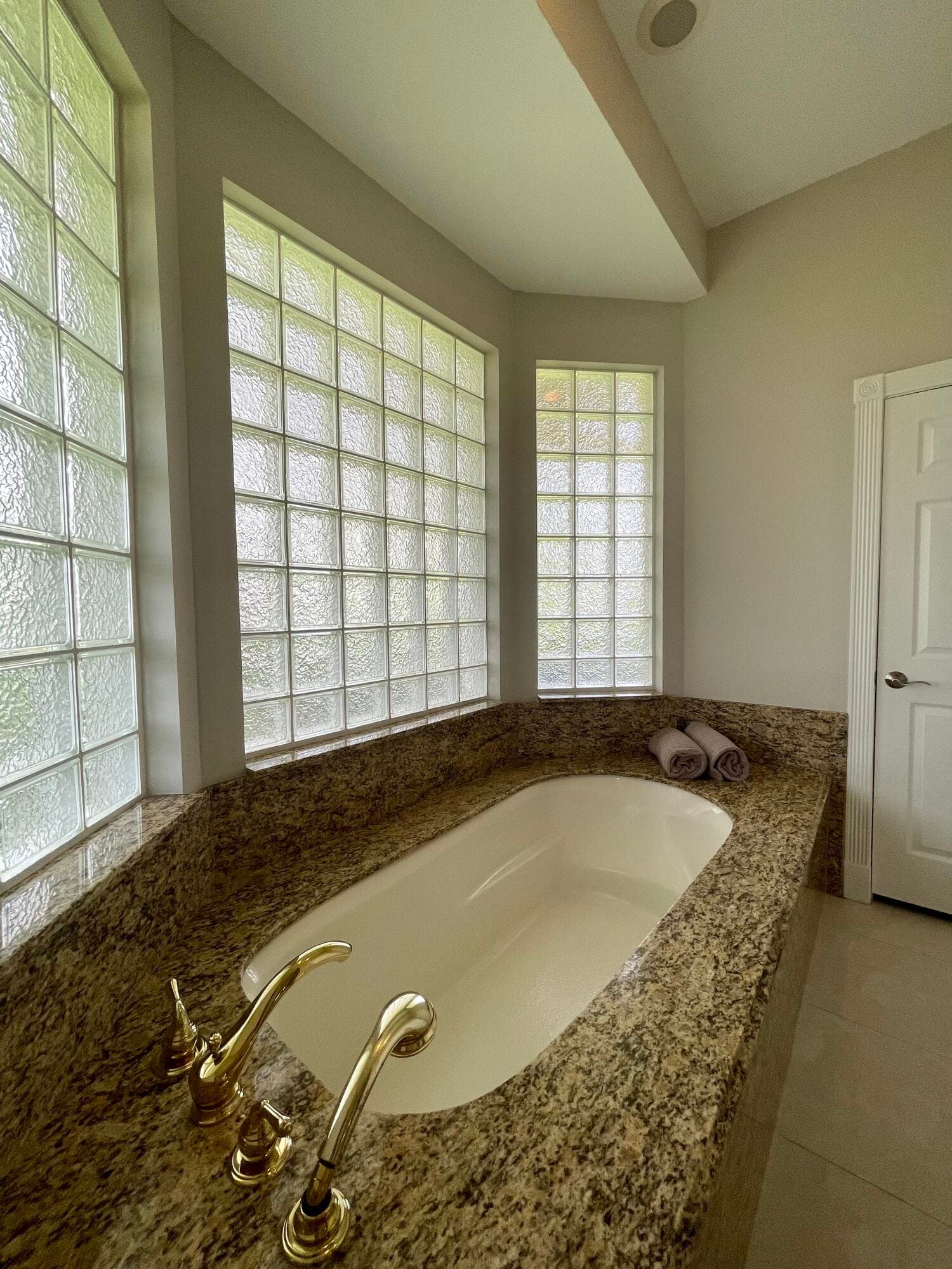 15590 Hawker Lane, Wellington, FL 33414 — photo 6 of 10