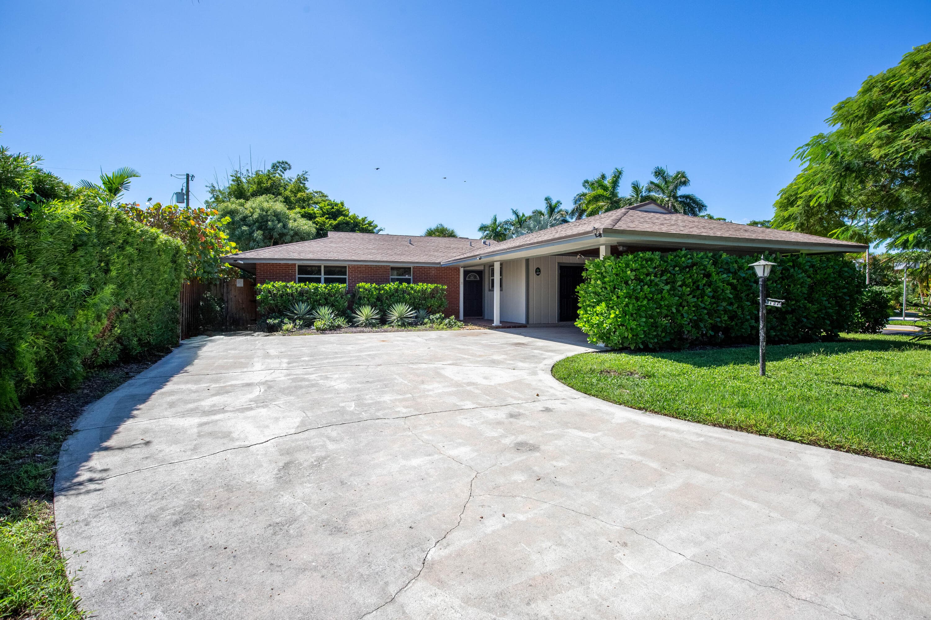 187 Auburn Drive, Lake Worth Beach, FL 33460 — photo 1 of 19