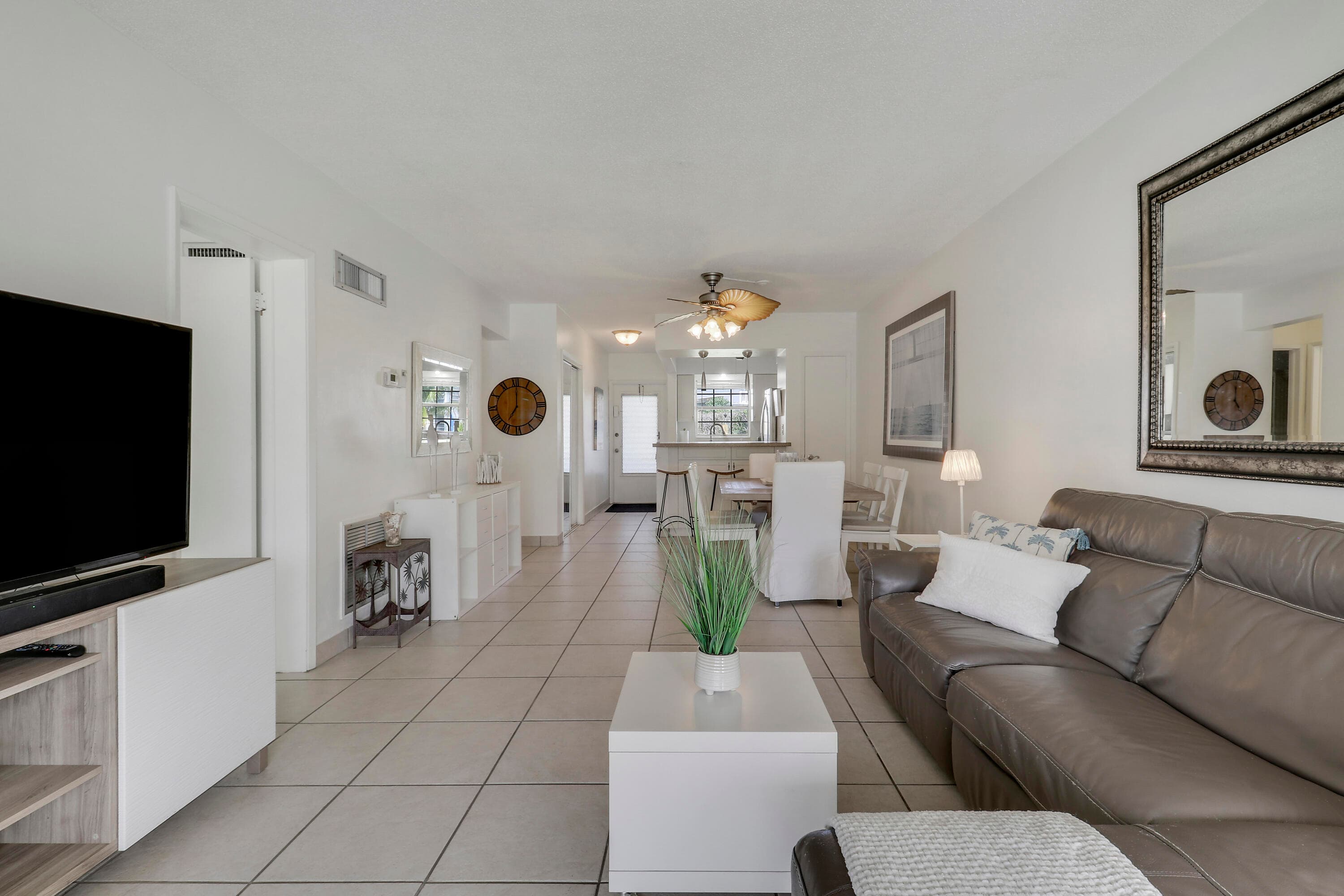 298 SE 6th Avenue 6, Pompano Beach, FL 33060 — photo 27 of 36