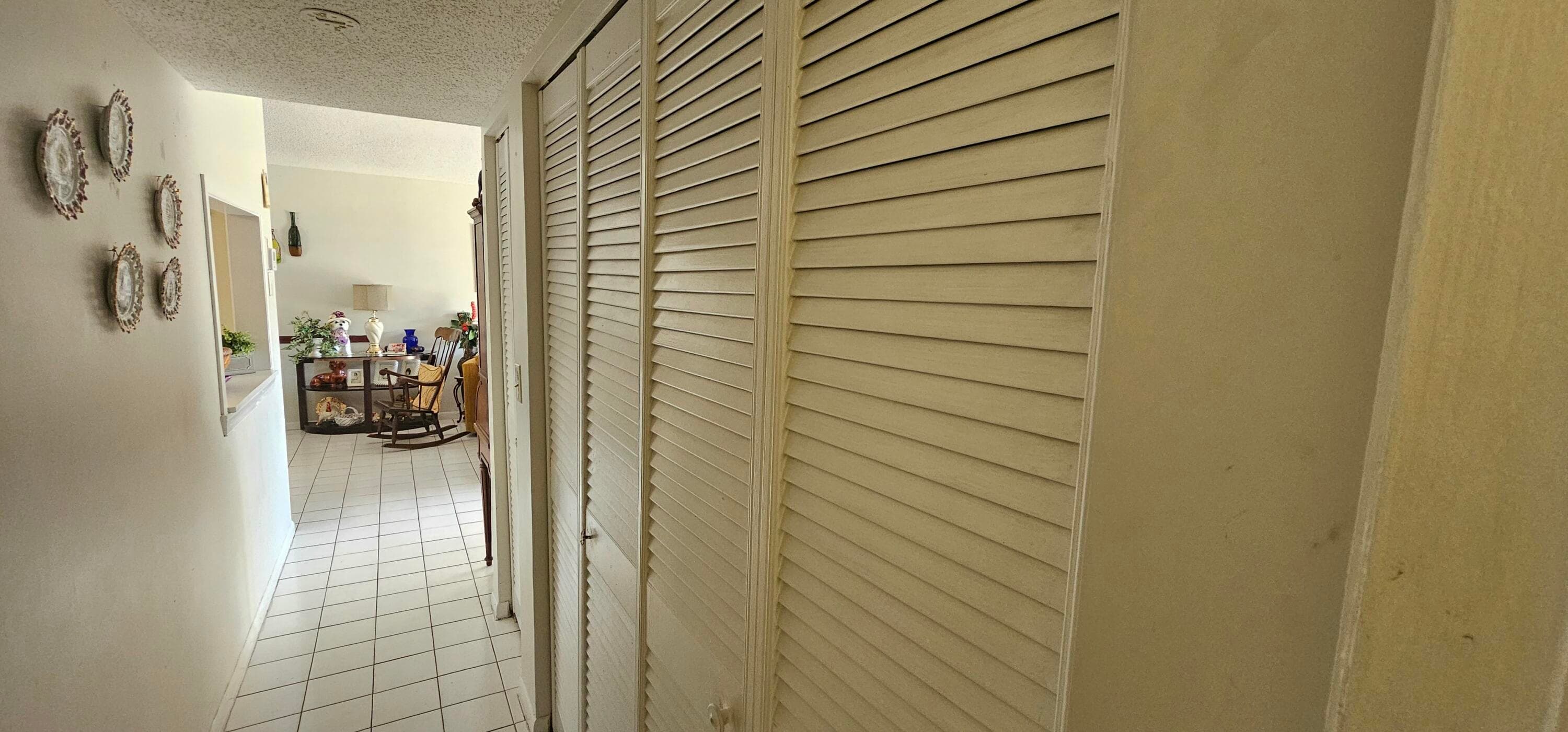 721 Lori Dr 105, Palm Springs, FL 33461 — photo 12 of 24