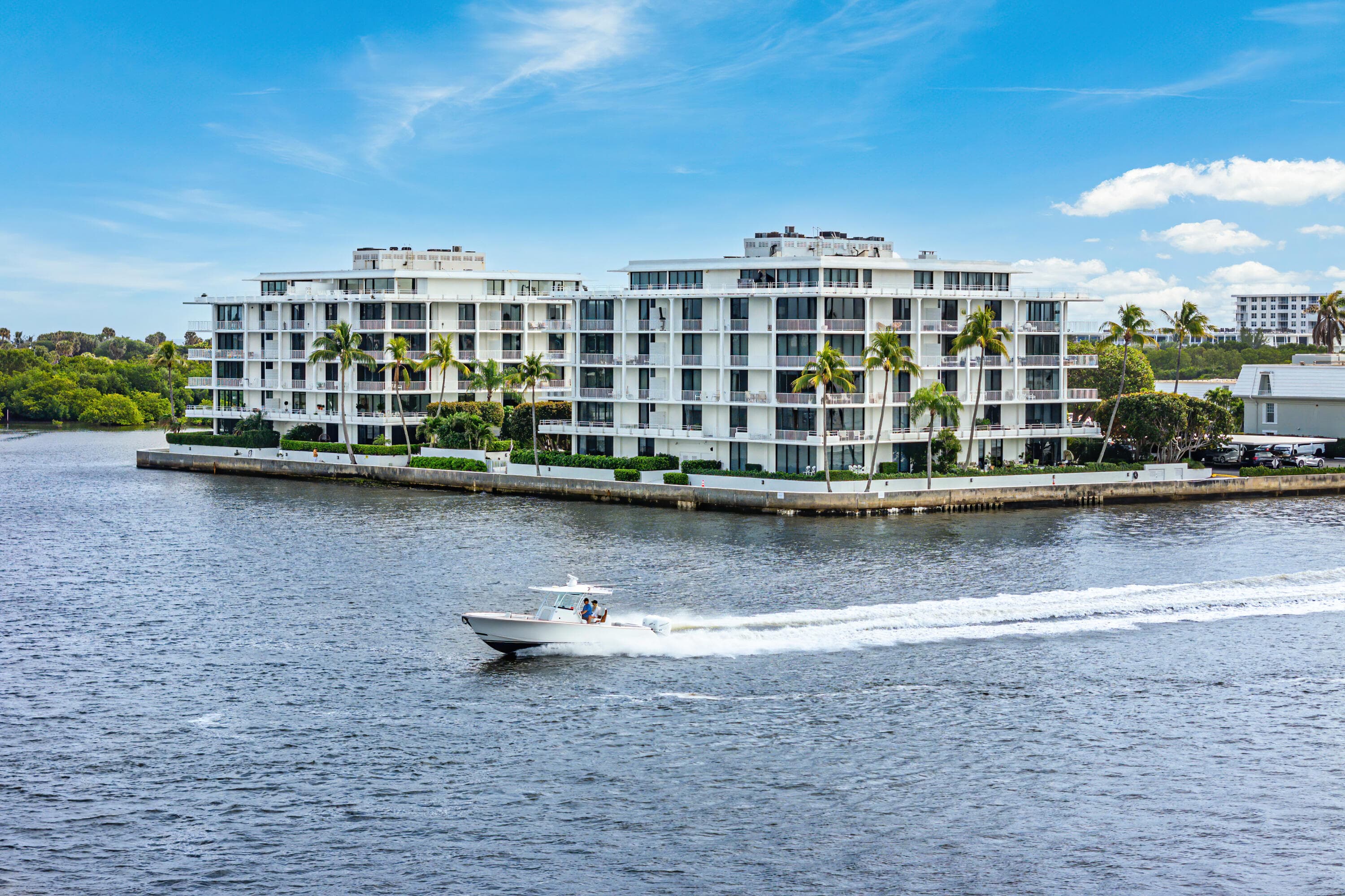 2150 Ibis Isle Road 8, Palm Beach, FL 33480 — photo 26 of 29