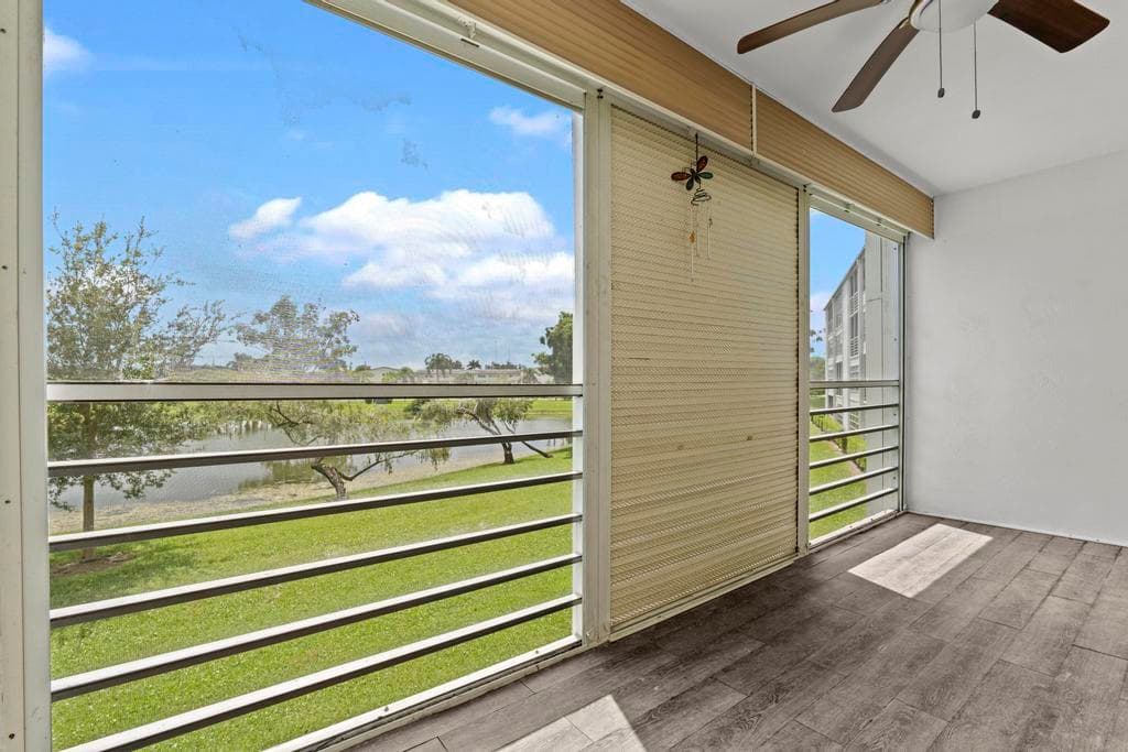 2044 Hythe C, Boca Raton, FL 33434 — photo 18 of 36