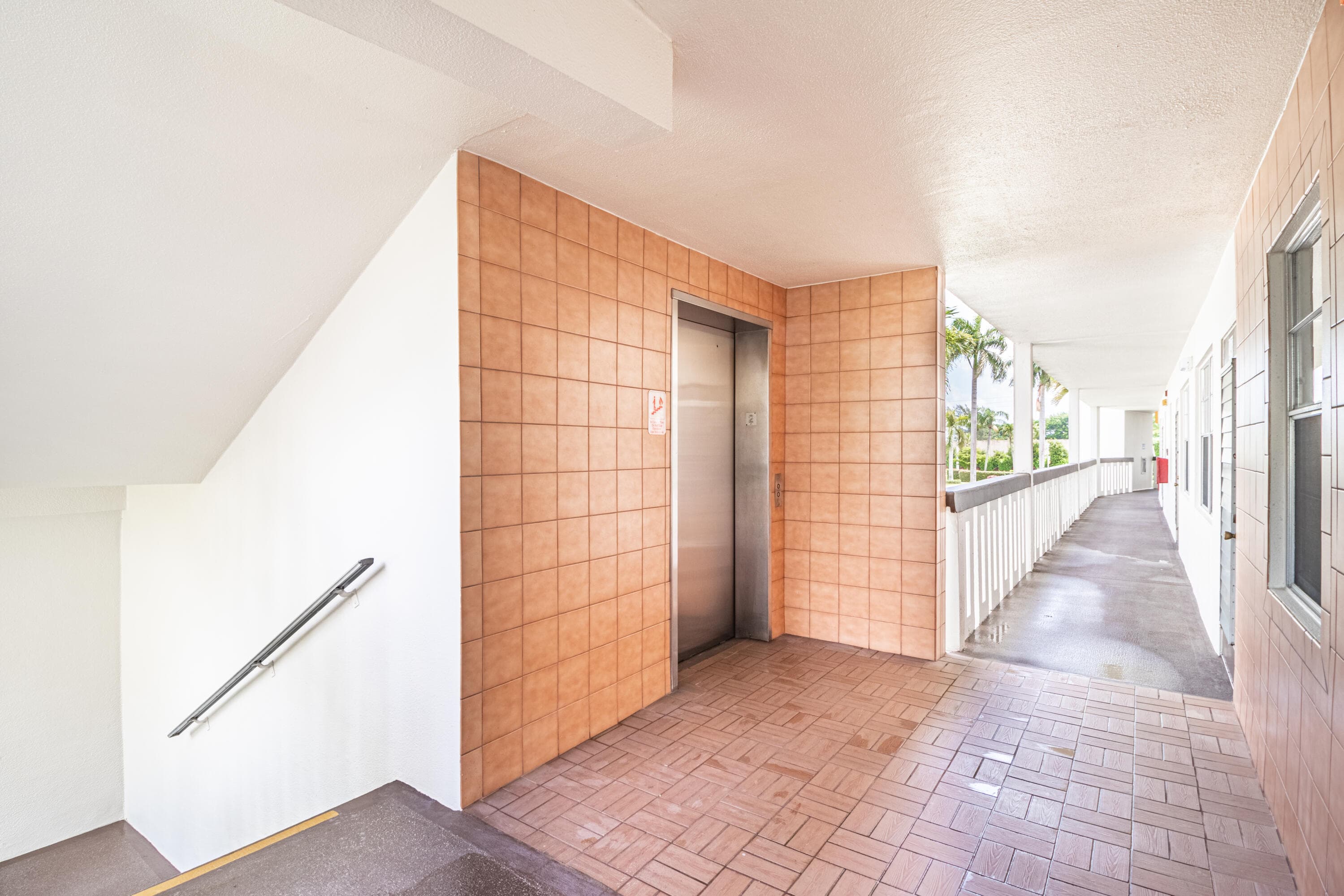 2044 Hythe C, Boca Raton, FL 33434 — photo 27 of 36
