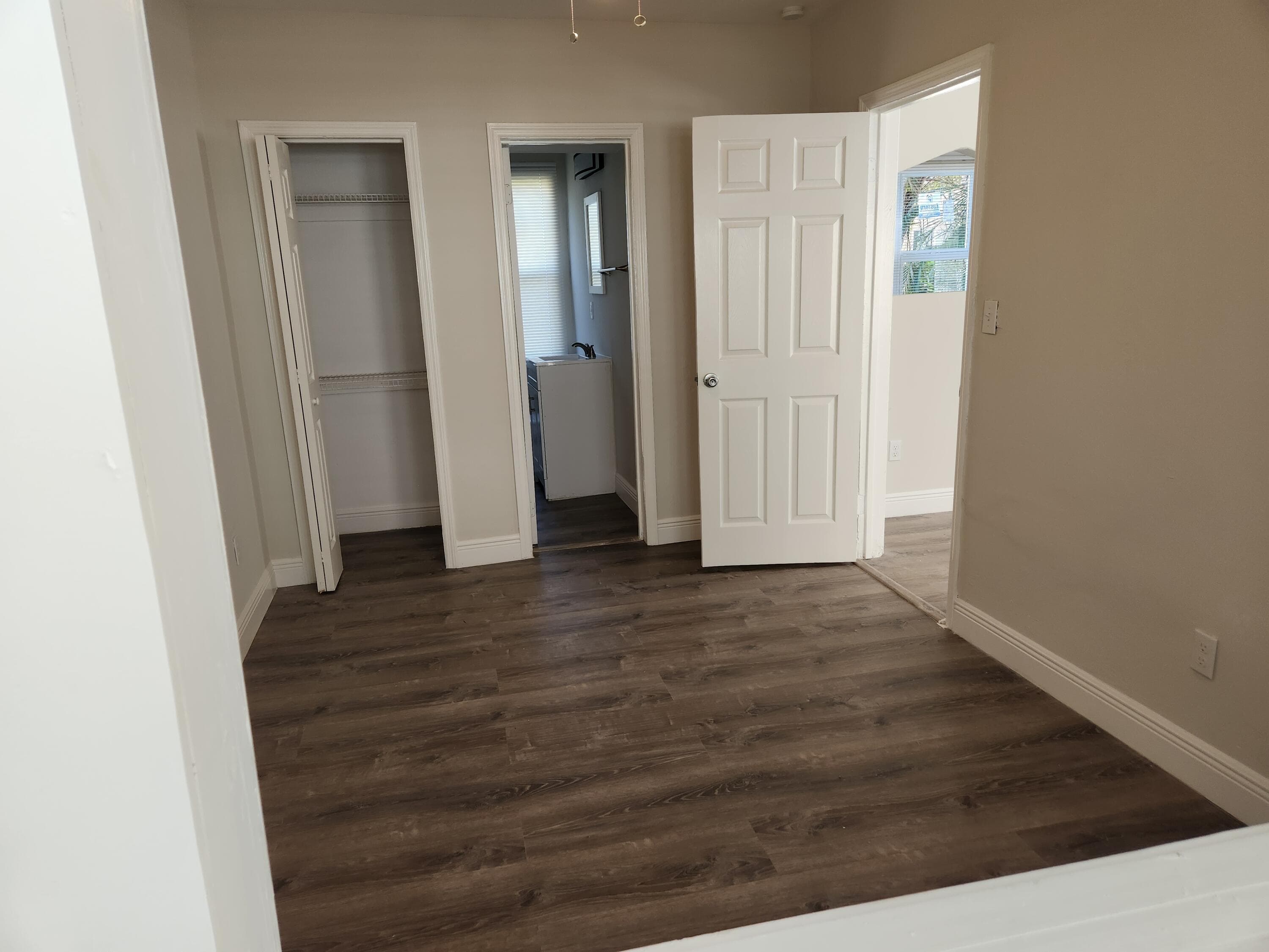 403 2nd Street S, Lake Worth Beach, FL 33460 — photo 5 of 10