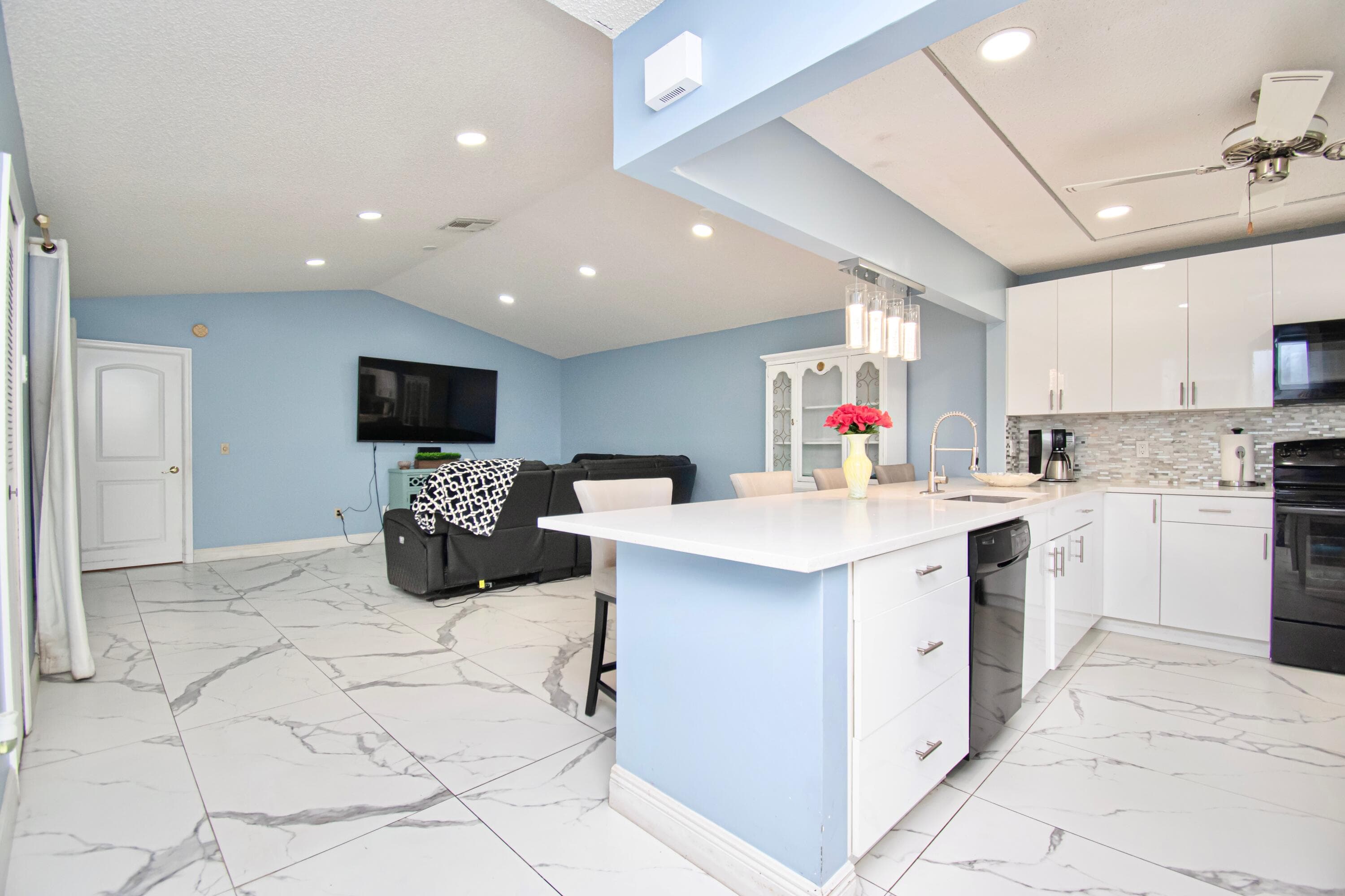 23301 Barlake Drive 23, Boca Raton, FL 33433 — photo 4 of 20