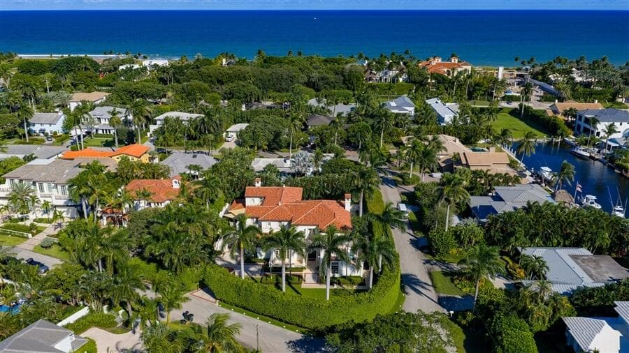 1033 Seasage Drive, Delray Beach, FL 33483 — photo 4 of 45