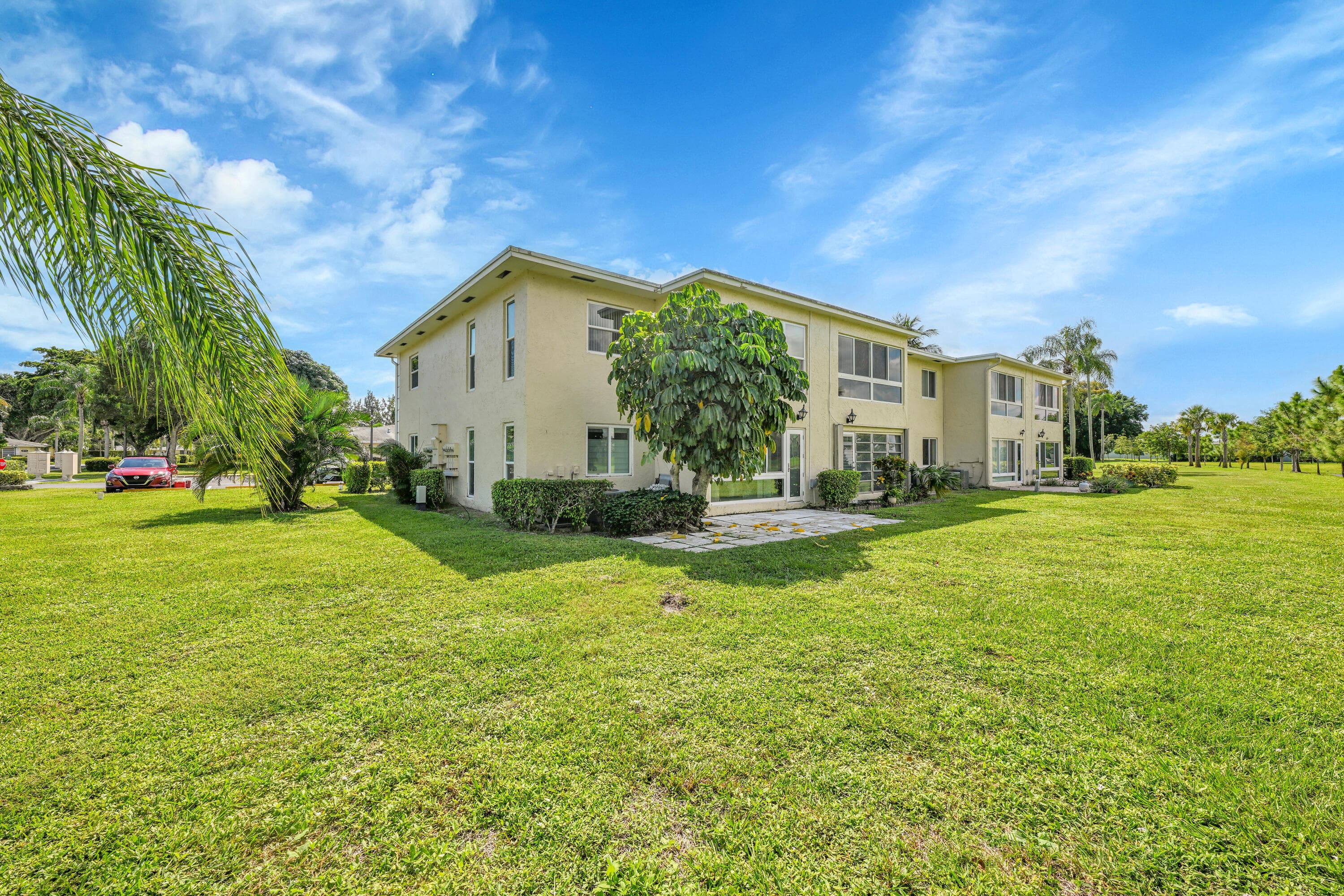 13791 Flora Place D, Delray Beach, FL 33484 — photo 3 of 21