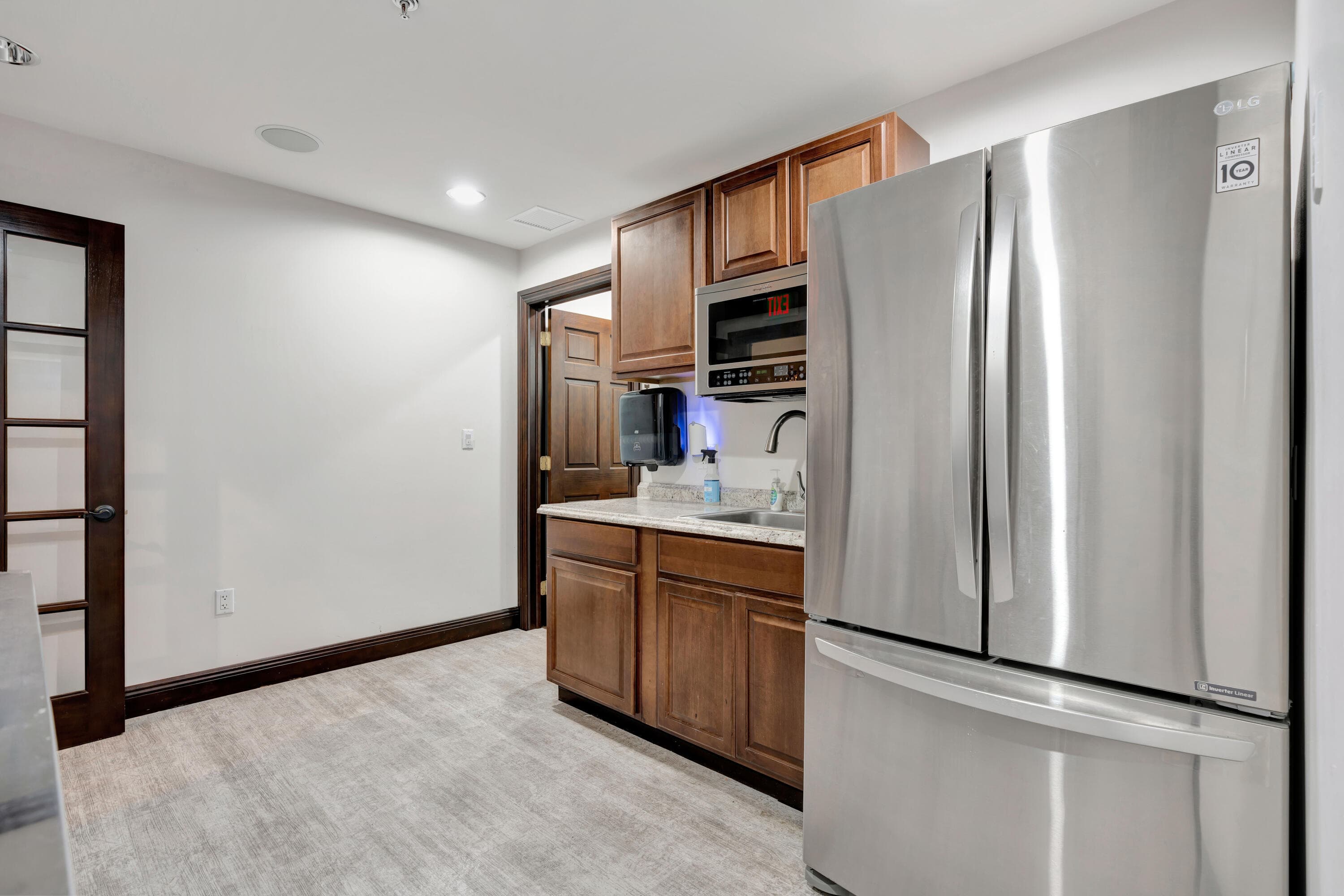679 NW Enterprise Drive 102, Port St. Lucie, FL 34986 — photo 17 of 35