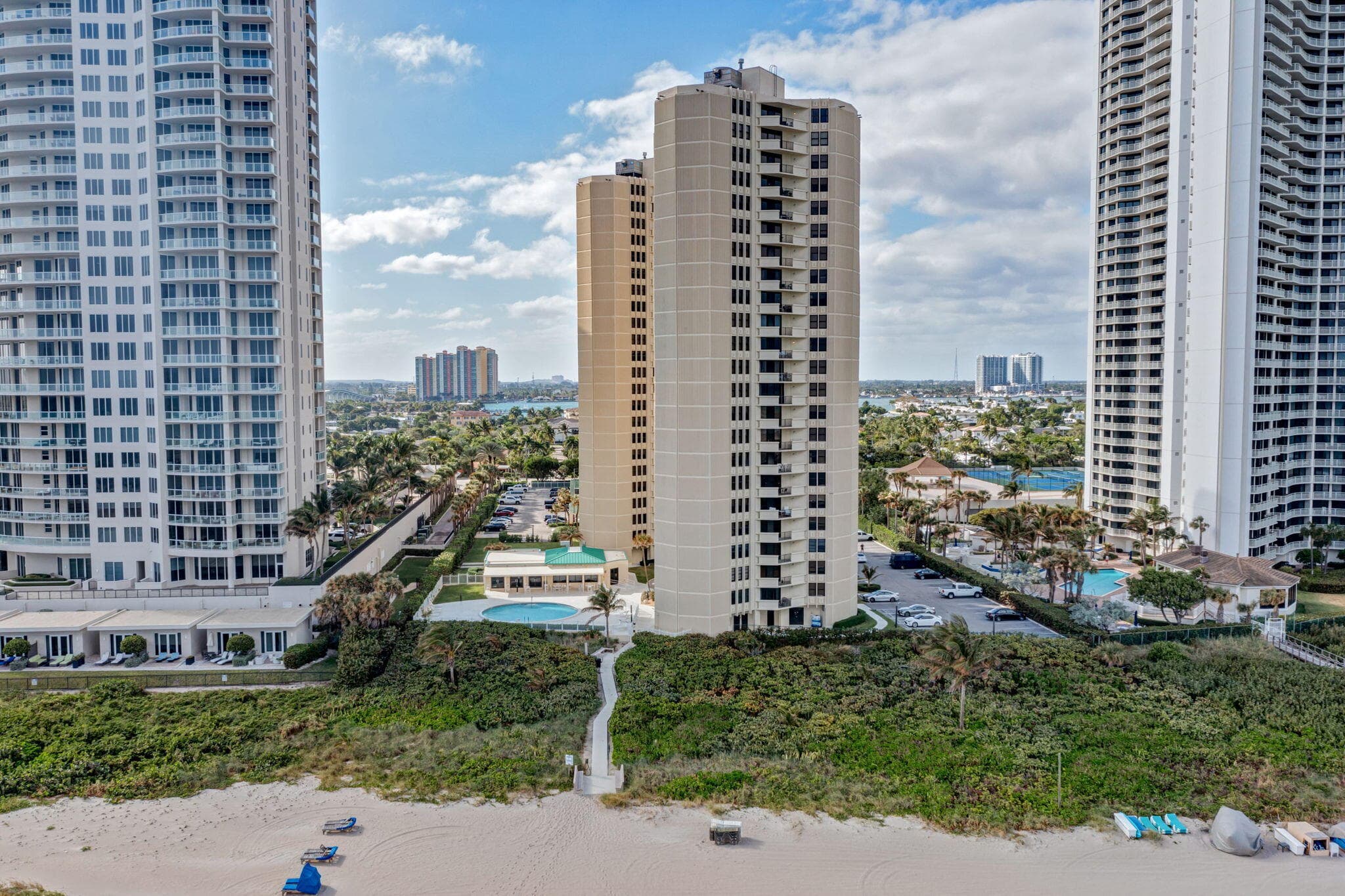 2800 N Ocean Drive A-9c, Singer Island, FL 33404 — photo 39 of 57