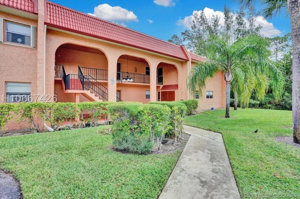 235 Lake Dora Drive 235, West Palm Beach, FL 33411 — photo 1 of 30