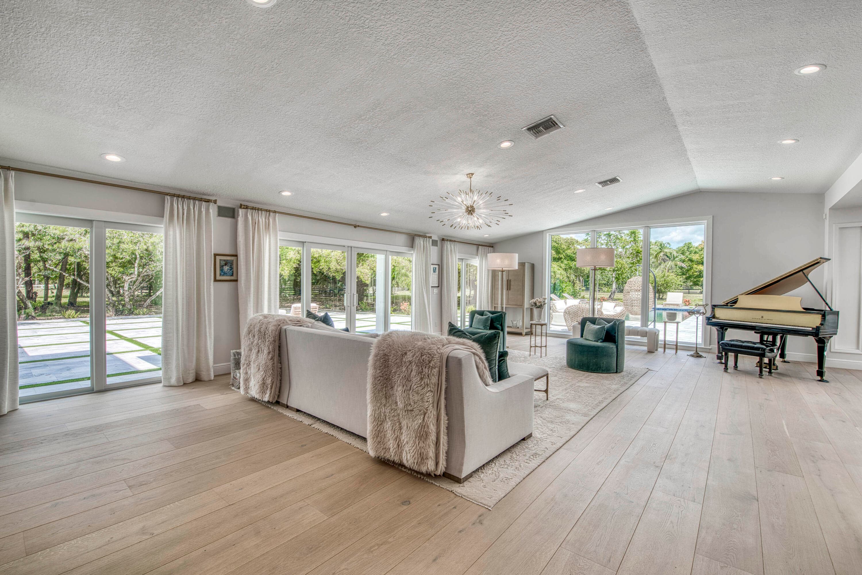 13395 Running Water Road, Palm Beach Gardens, FL 33418 — photo 9 of 117