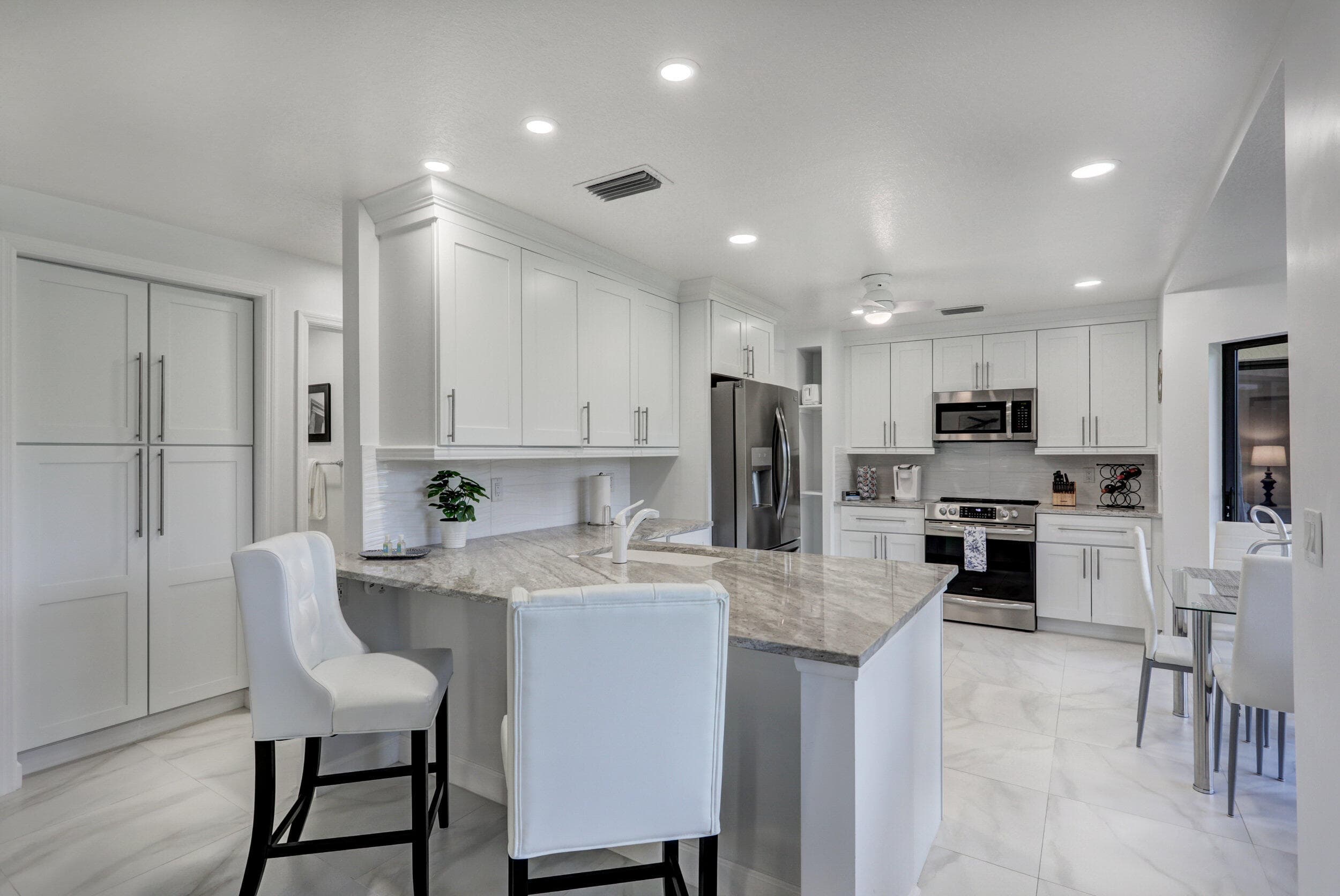 6 Lexington Lane E D, Palm Beach Gardens, FL 33418 — photo 20 of 70