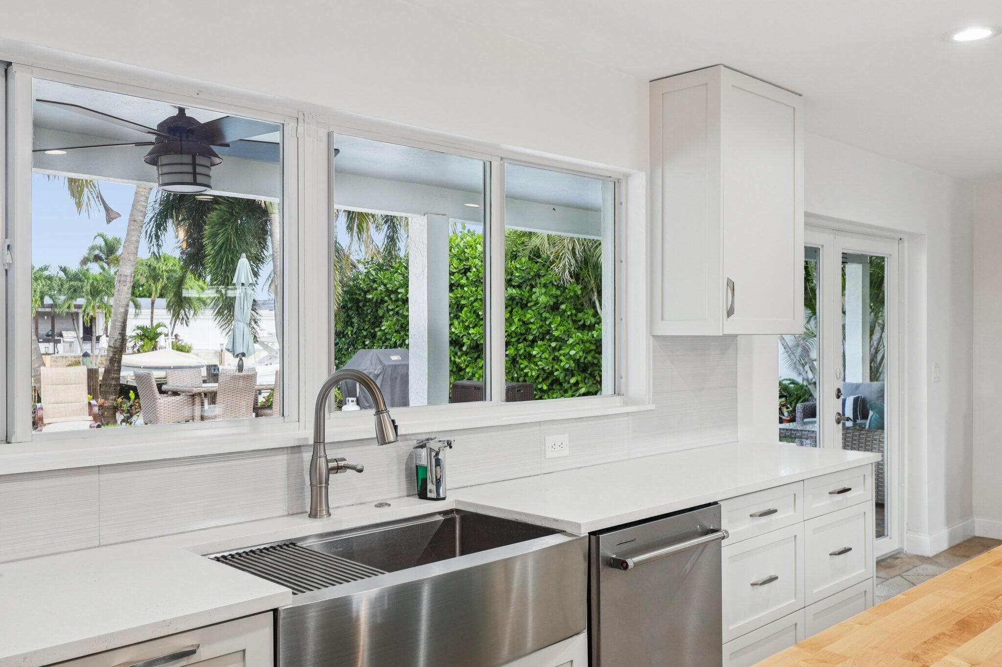 2731 NE 5th Street, Pompano Beach, FL 33062 — photo 25 of 105